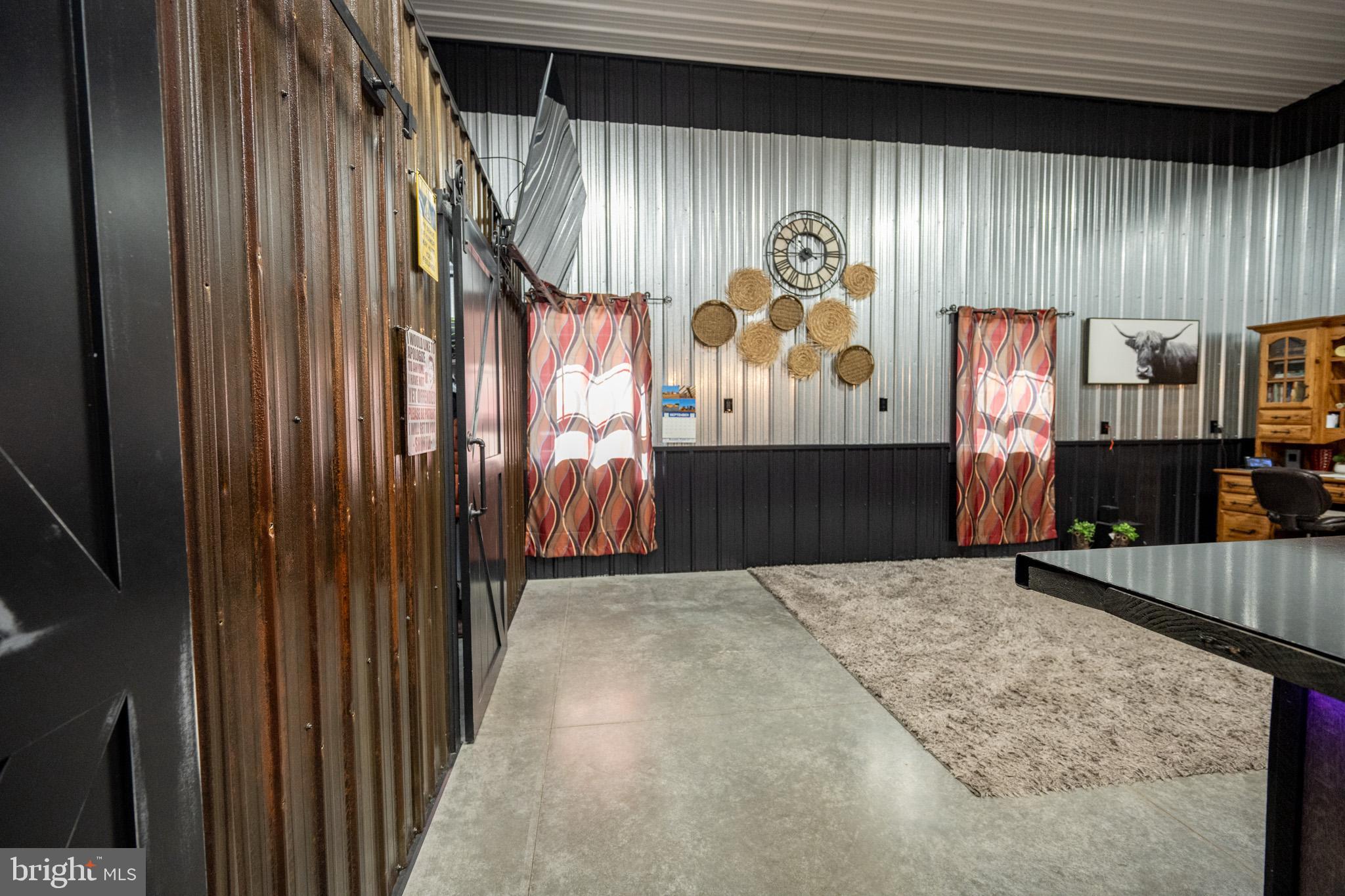 DEVILS HALF ACRE - Residential