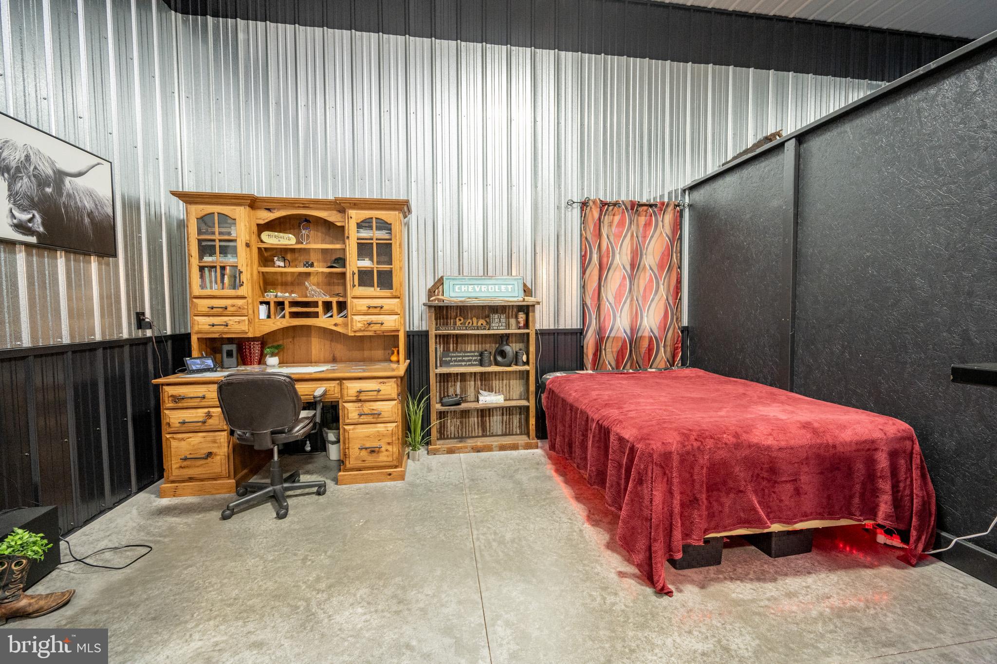 DEVILS HALF ACRE - Residential