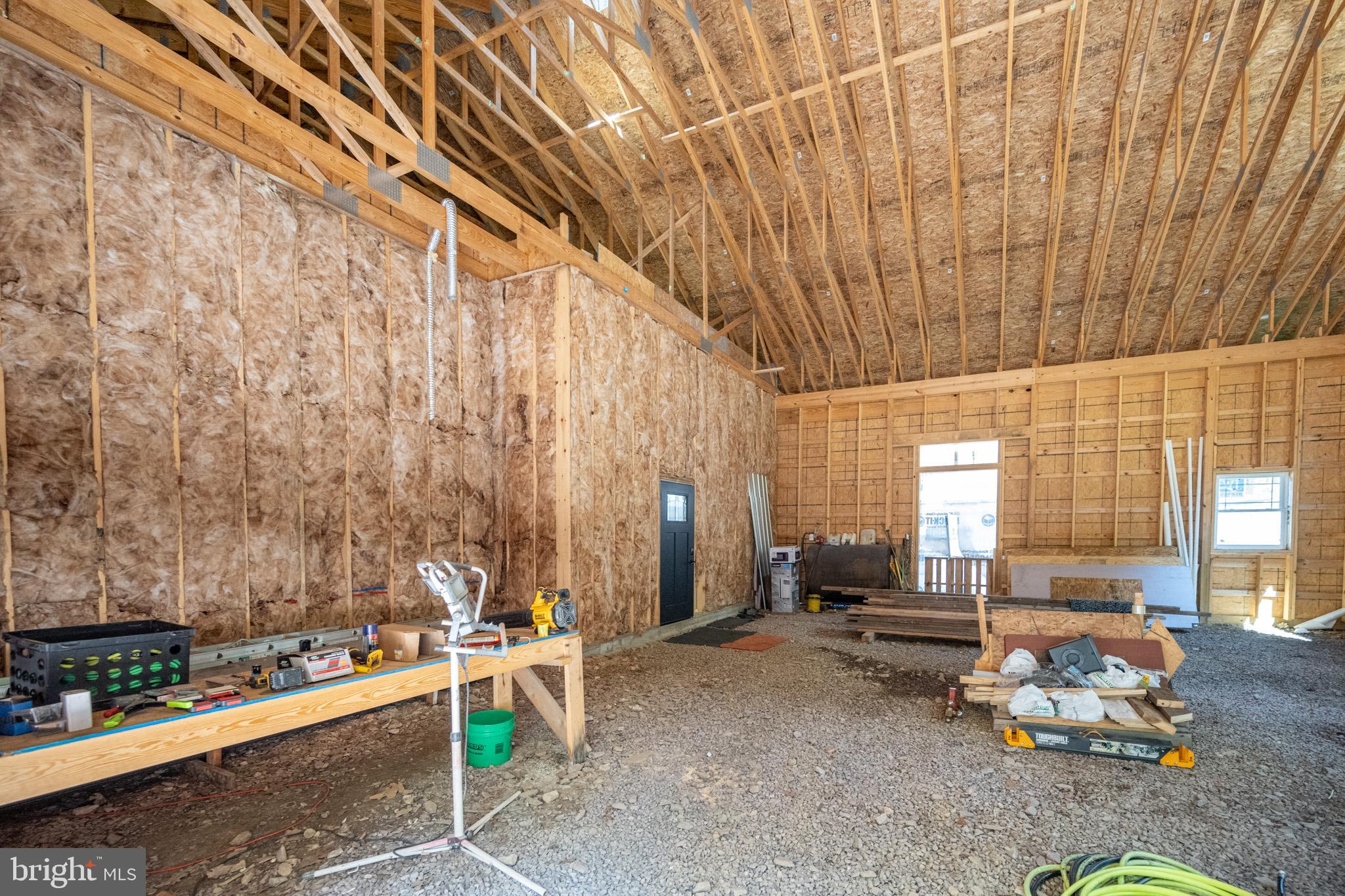 DEVILS HALF ACRE - Residential