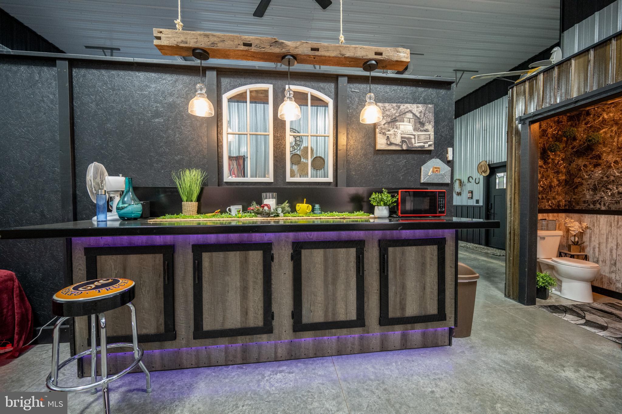 DEVILS HALF ACRE - Residential