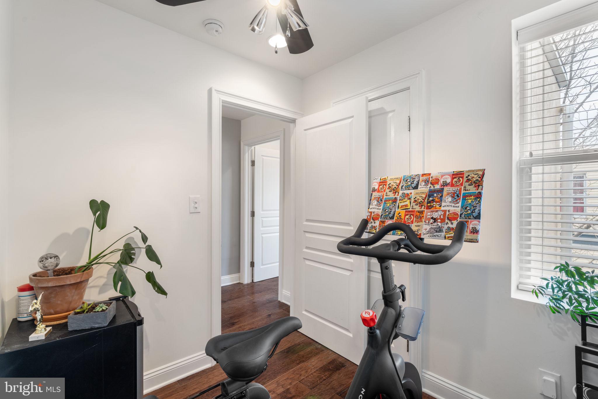 POINT BREEZE - Residential Lease