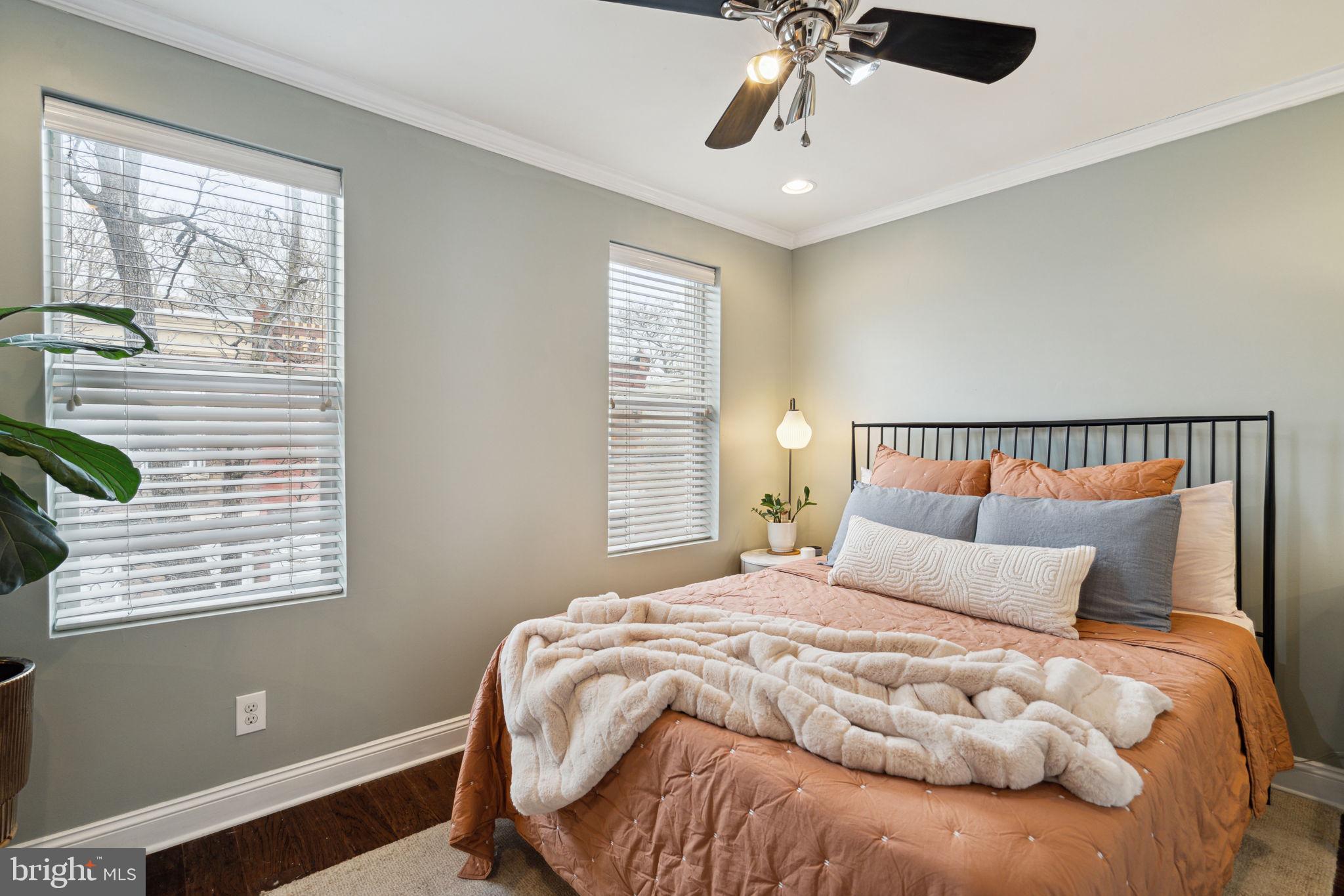 POINT BREEZE - Residential Lease