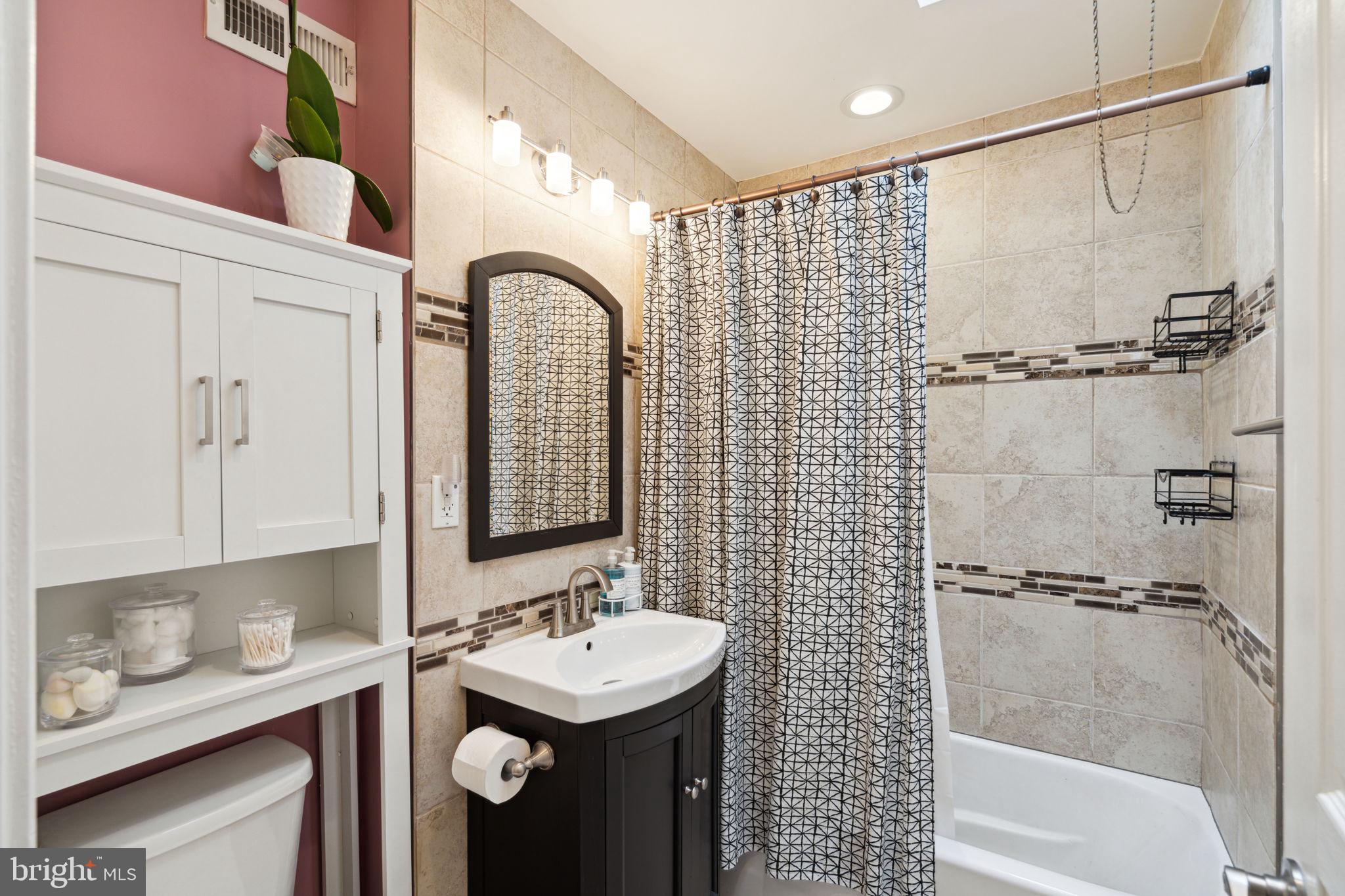 POINT BREEZE - Residential Lease