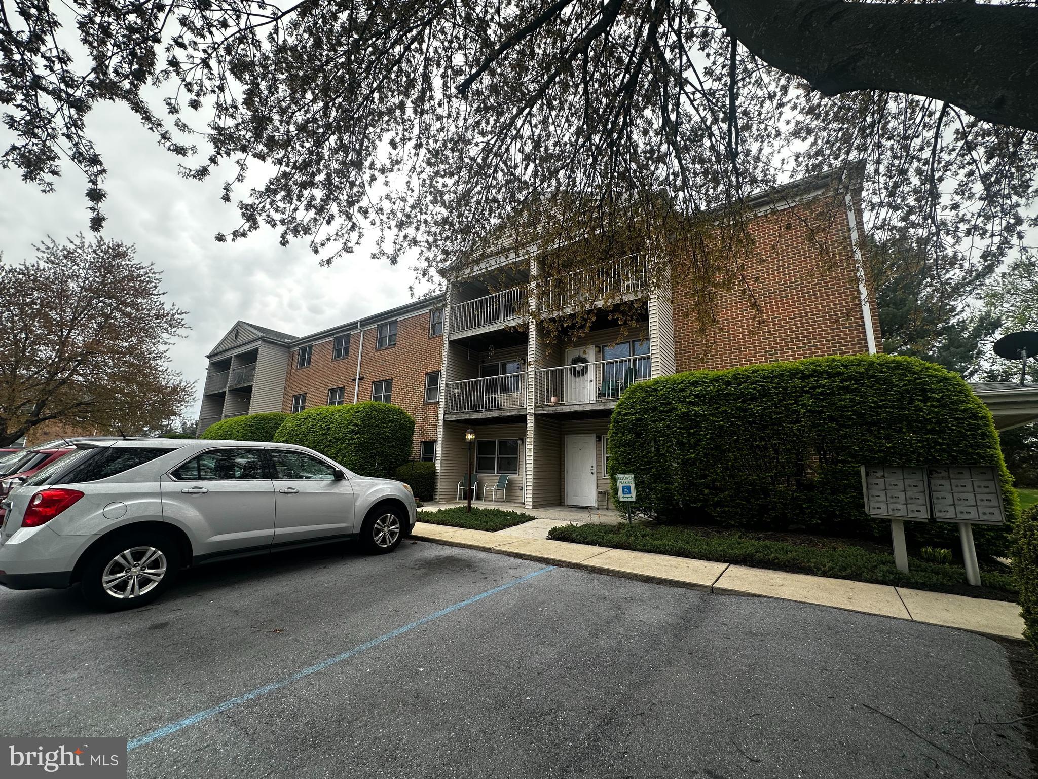 CEDAR PLACE COMMONS - Residential Lease