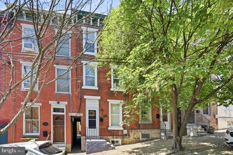 Townhouse For Sale - 3725 Stanton Street<br/> PHILADELPHIA, PA 19129