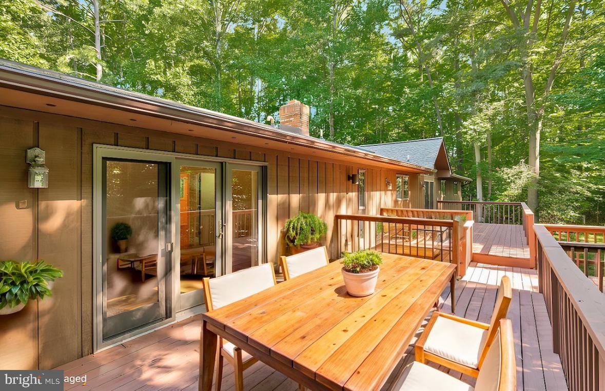 THE MEADOWS - Residential