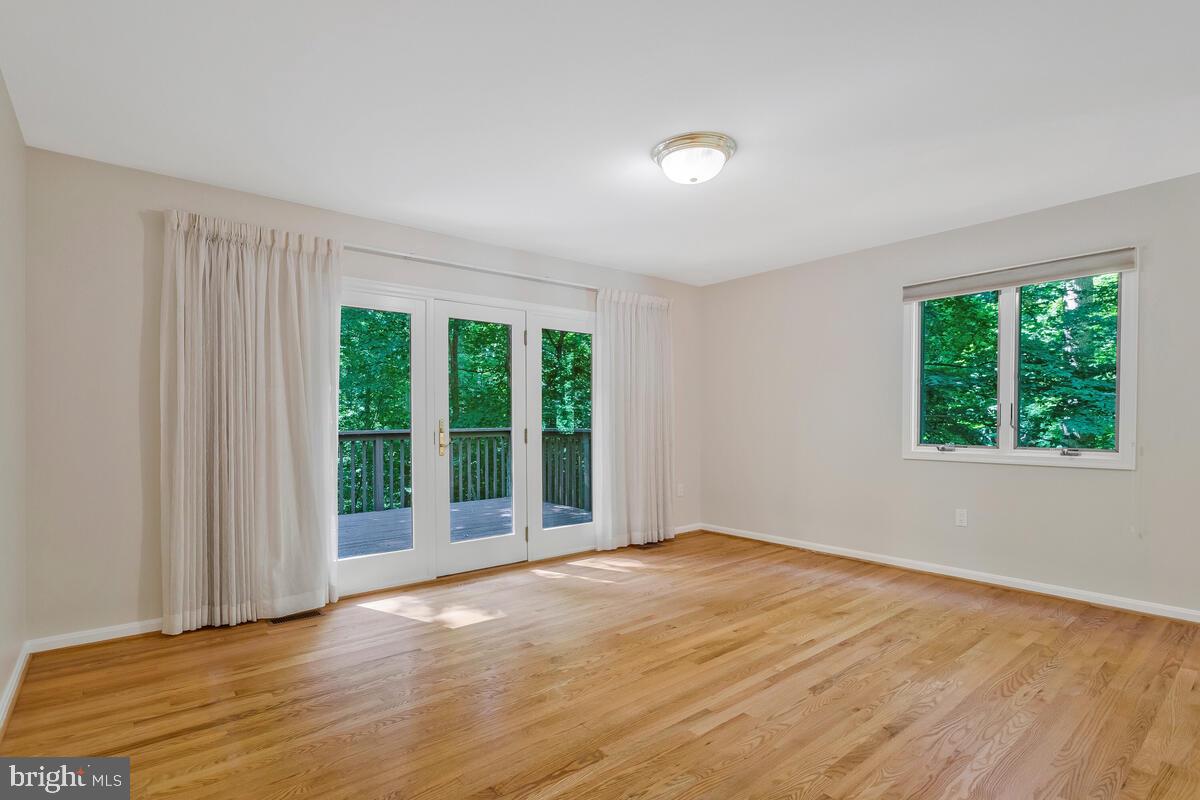 THE MEADOWS - Residential