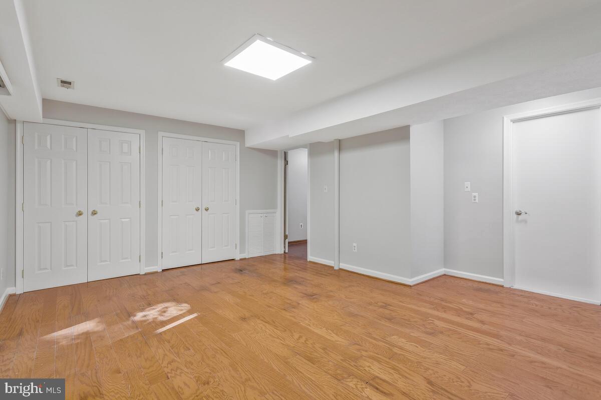 THE MEADOWS - Residential