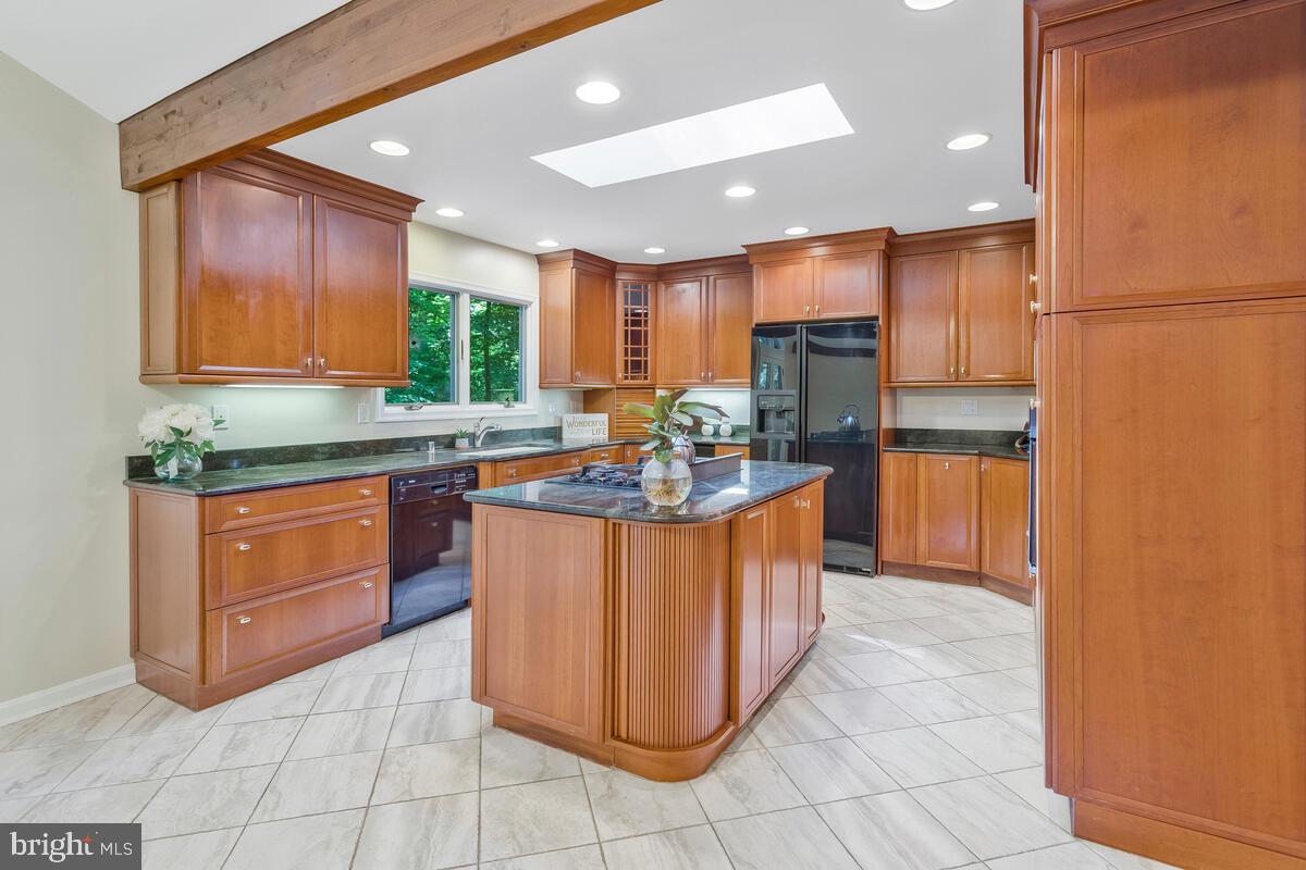 THE MEADOWS - Residential