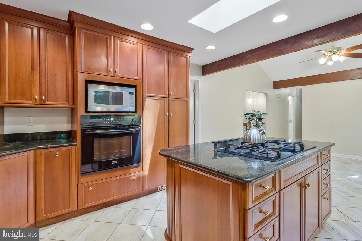 THE MEADOWS - Residential