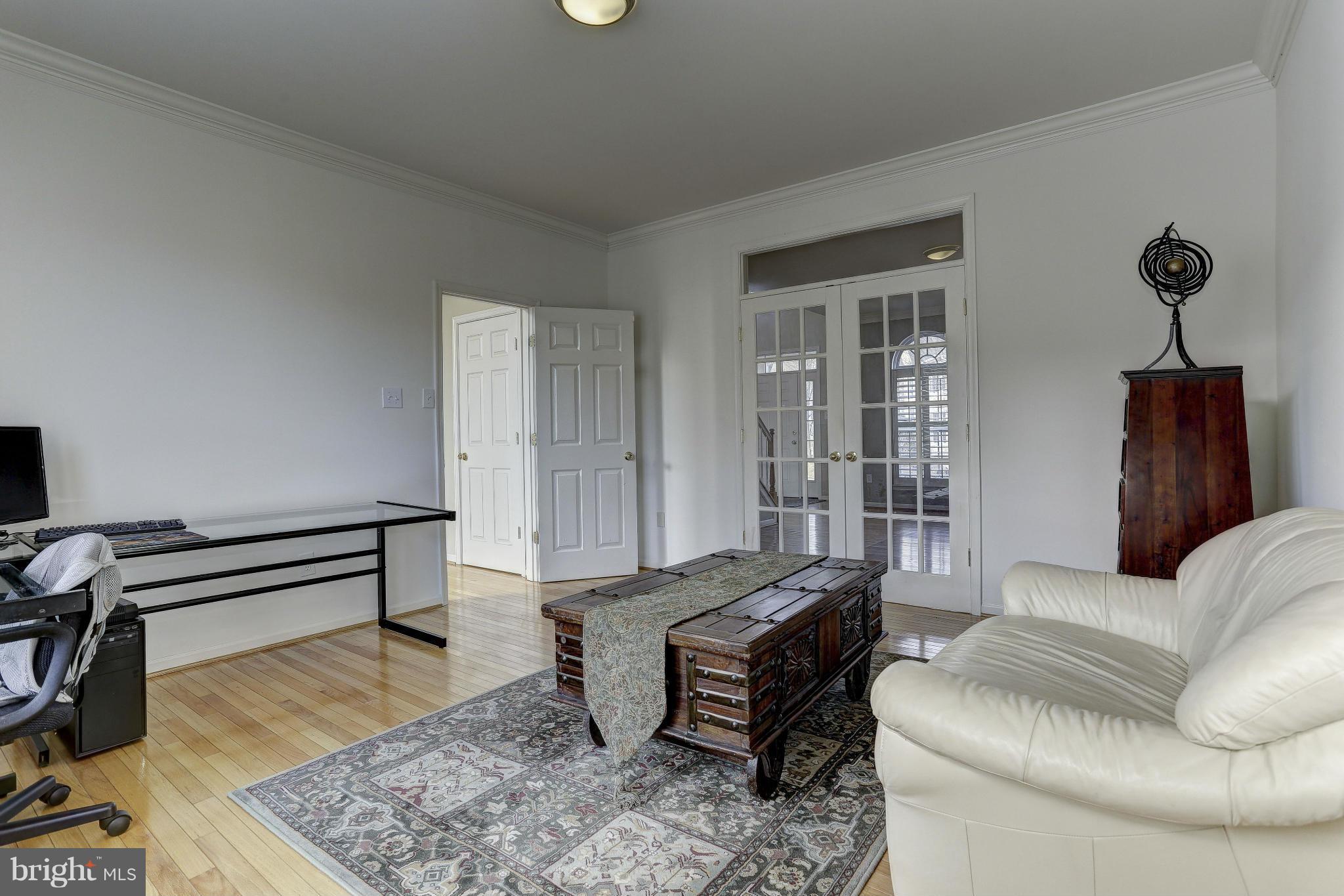 TREYBURN - Residential