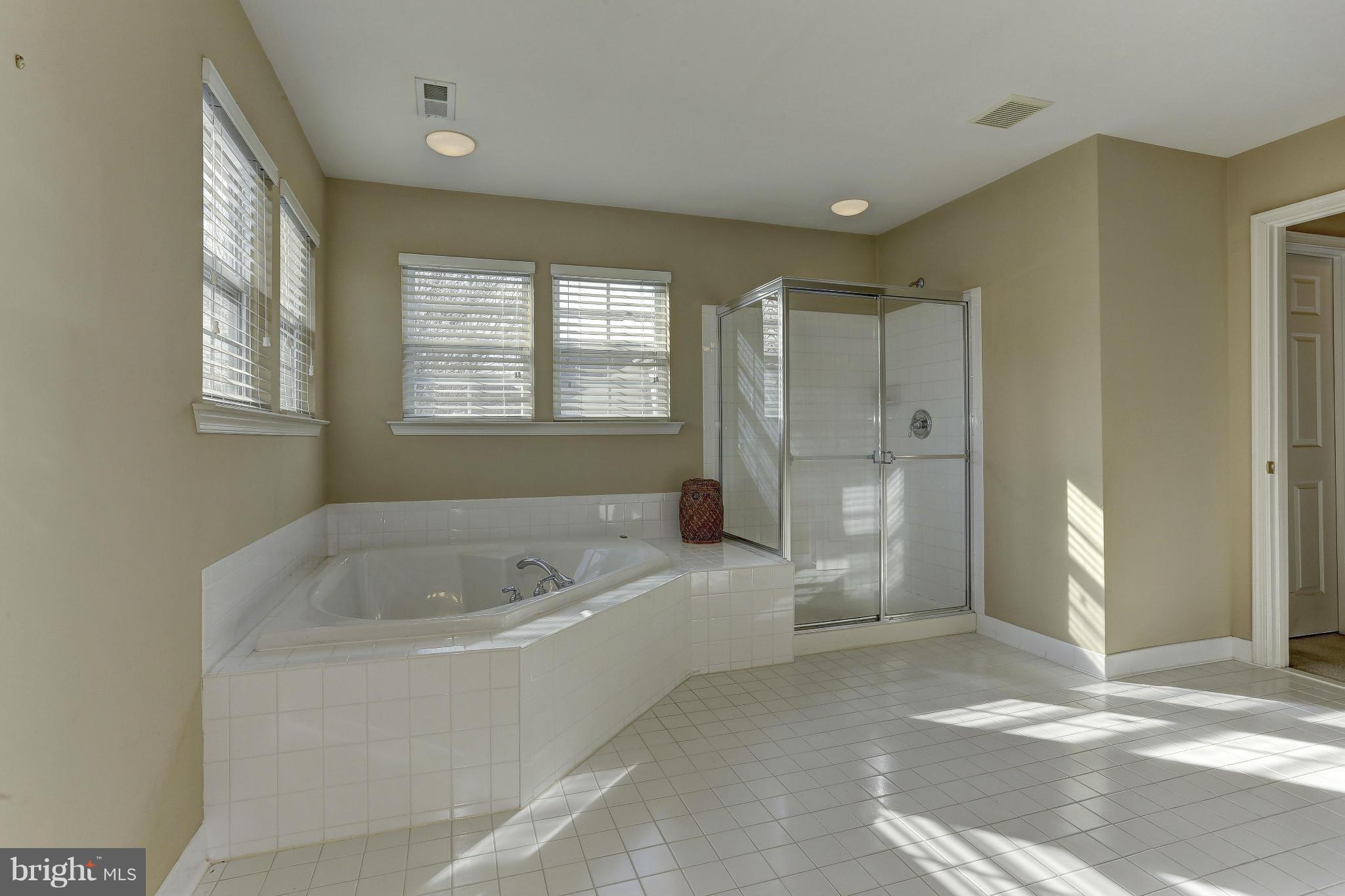 TREYBURN - Residential