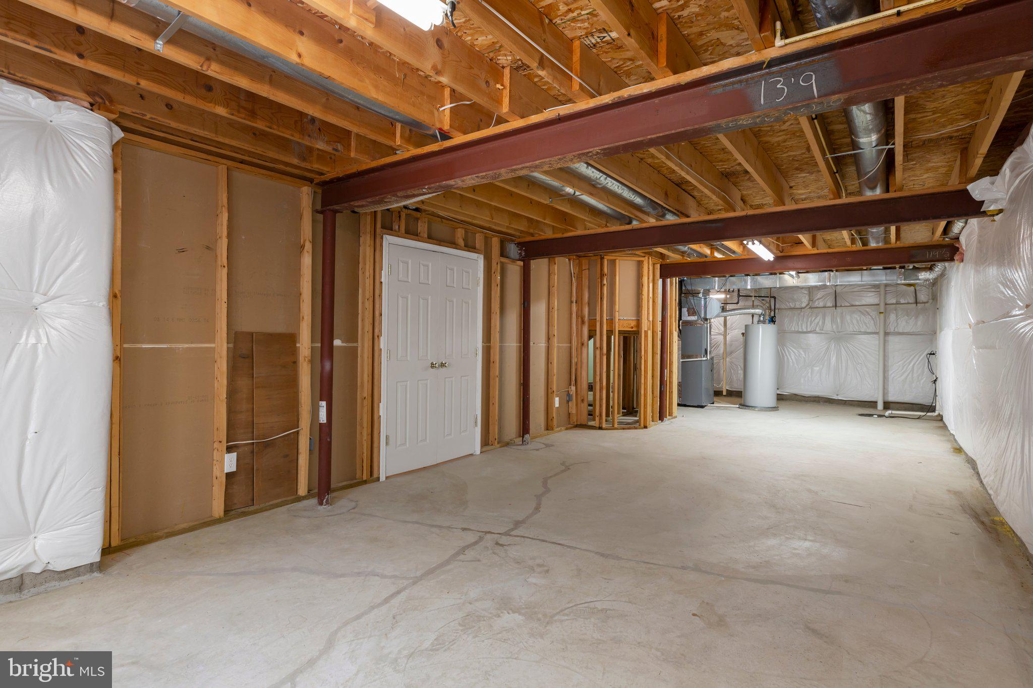 VIRGINIA HERITAGE AT LEE'S PARK - Residential