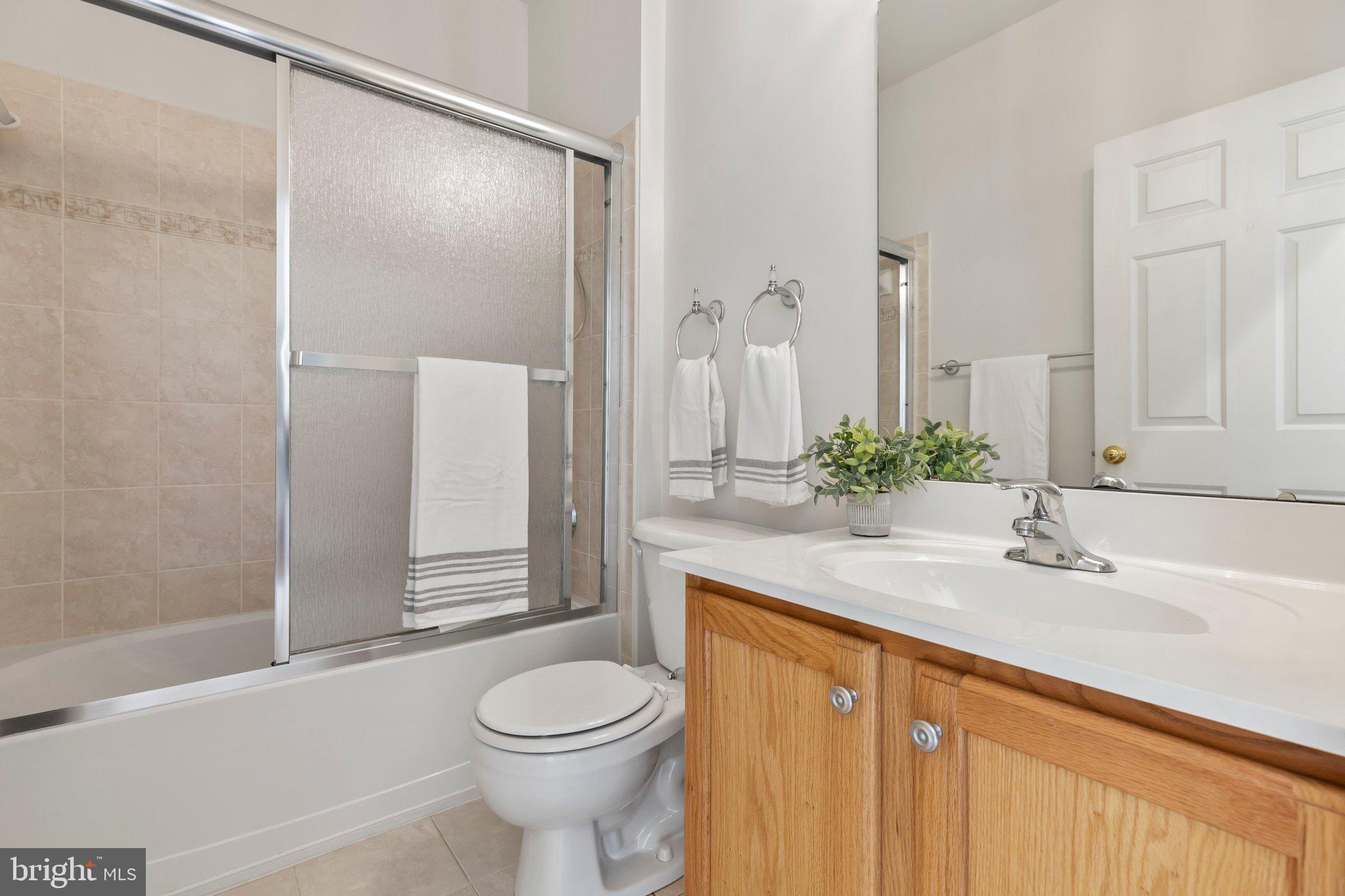 VIRGINIA HERITAGE AT LEE'S PARK - Residential