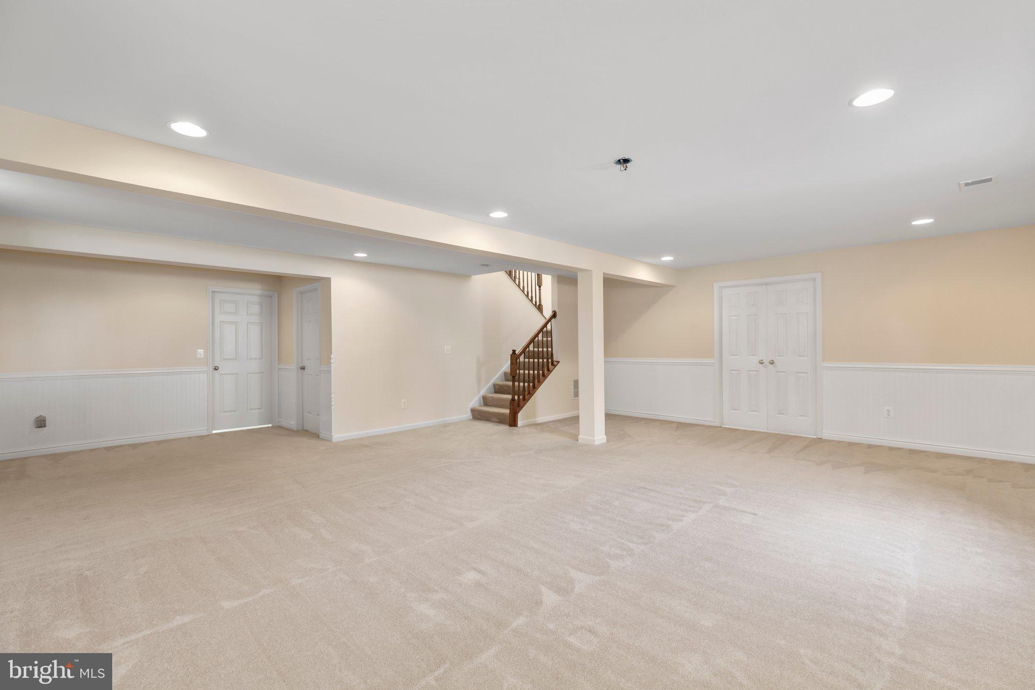 VIRGINIA HERITAGE AT LEE'S PARK - Residential