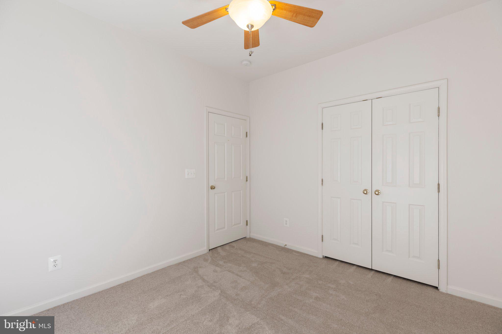 VIRGINIA HERITAGE AT LEE'S PARK - Residential