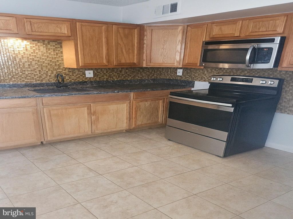 Photo of 8 Richard Road, NEW CASTLE, DE 19720 (MLS # DENC2089546)