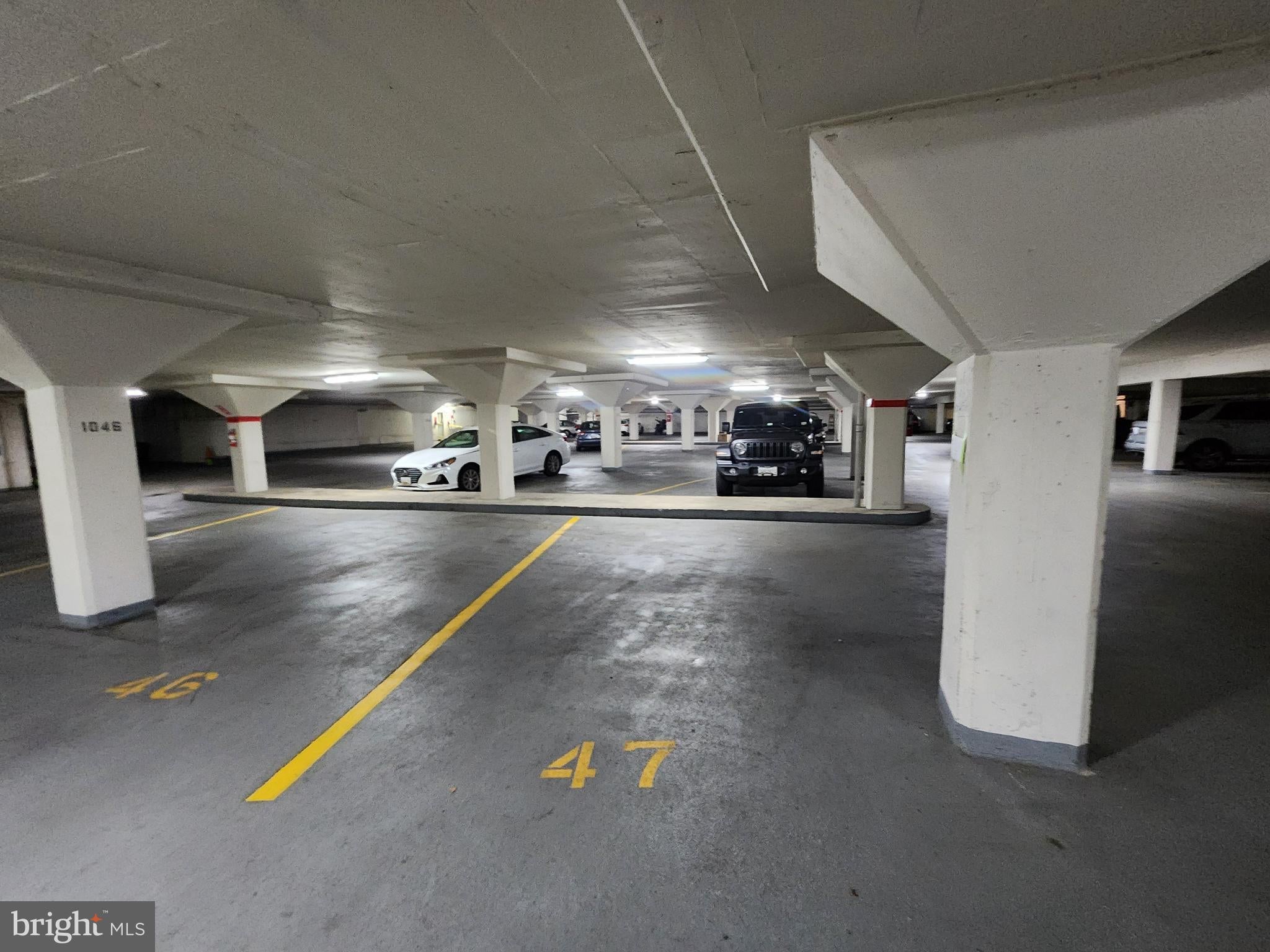 3601 GREENWAY P 1047