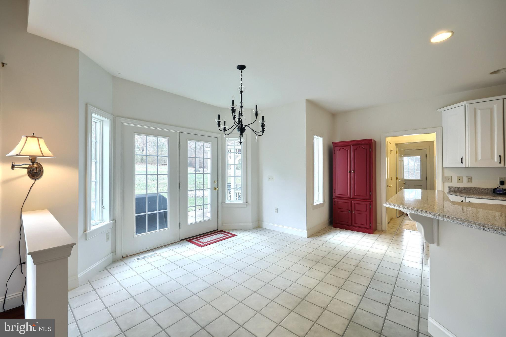 SOUTH LONDONDERRY - Residential