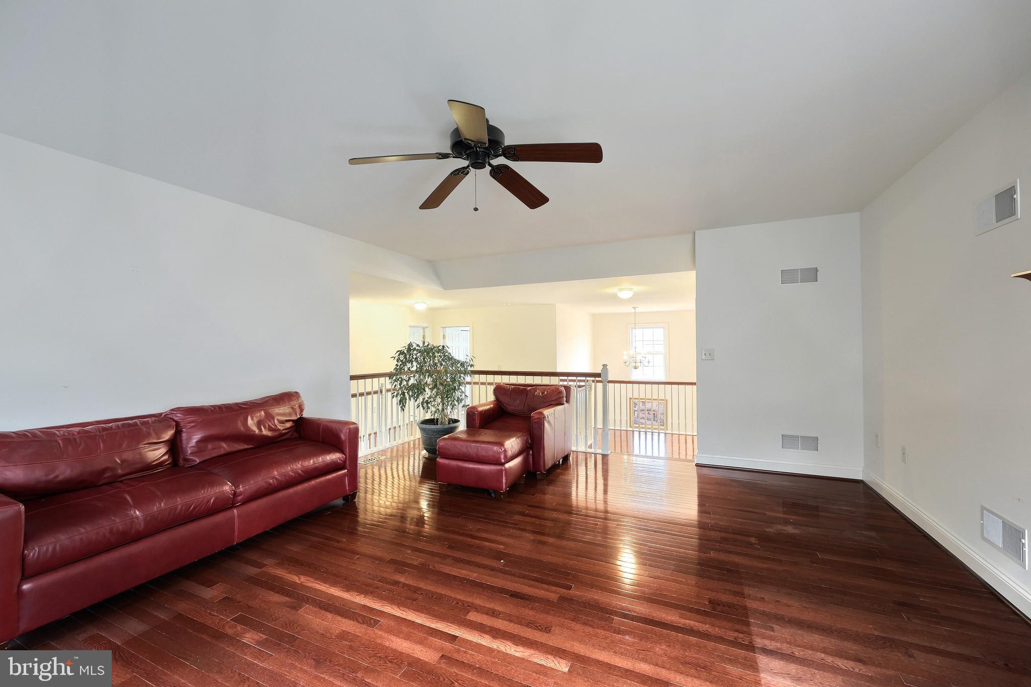 SOUTH LONDONDERRY - Residential