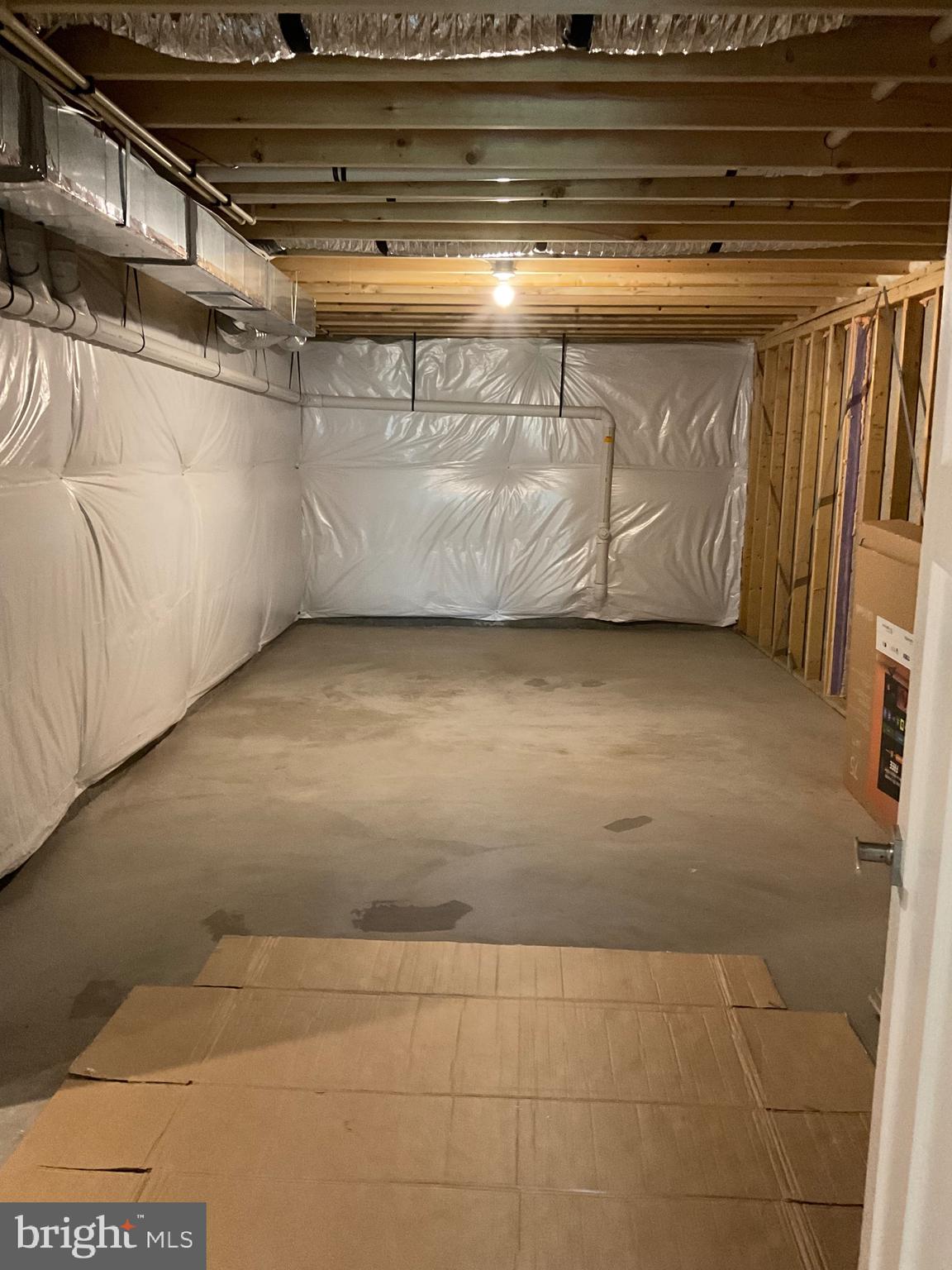 ALEXANDER'S CROSSING - Residential Lease