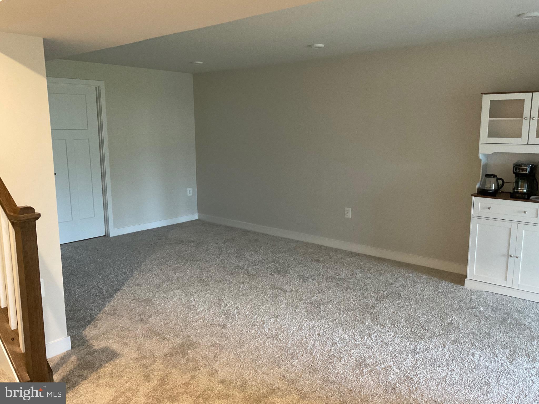 ALEXANDER'S CROSSING - Residential Lease