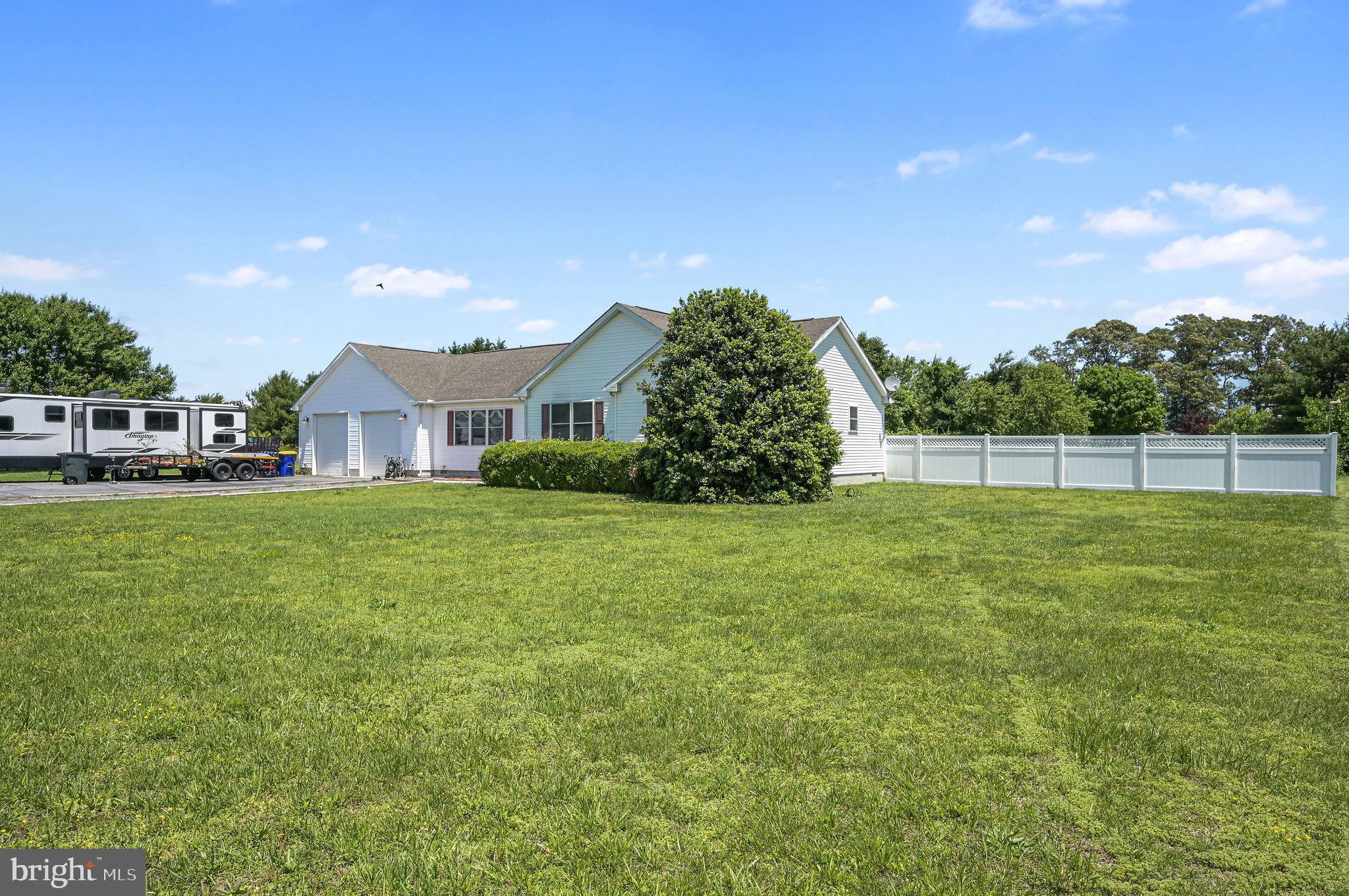 24519 CEDAR LANE