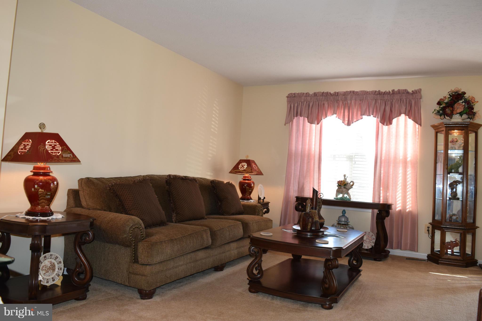 THE PROVINCES - Residential