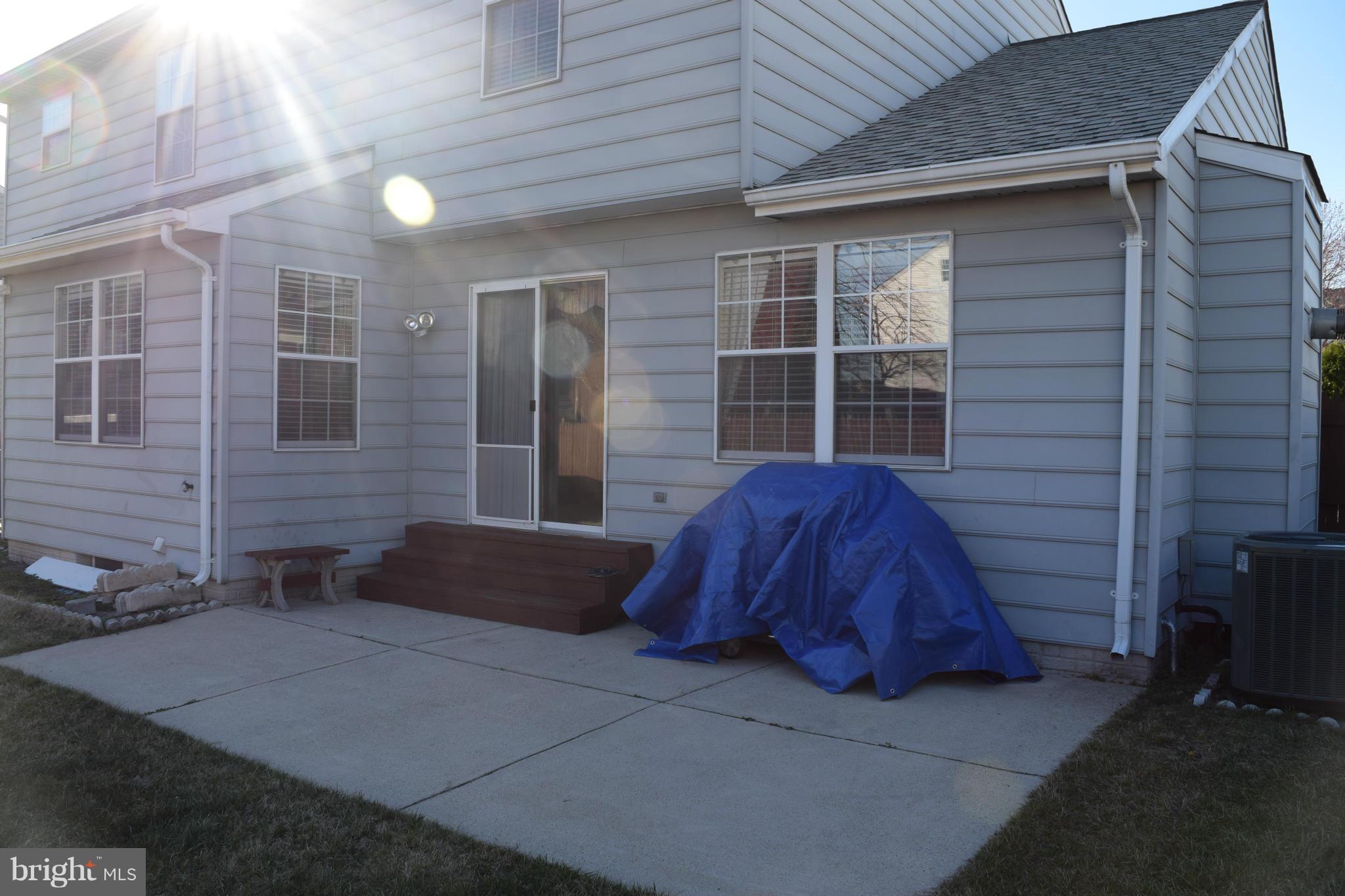 THE PROVINCES - Residential