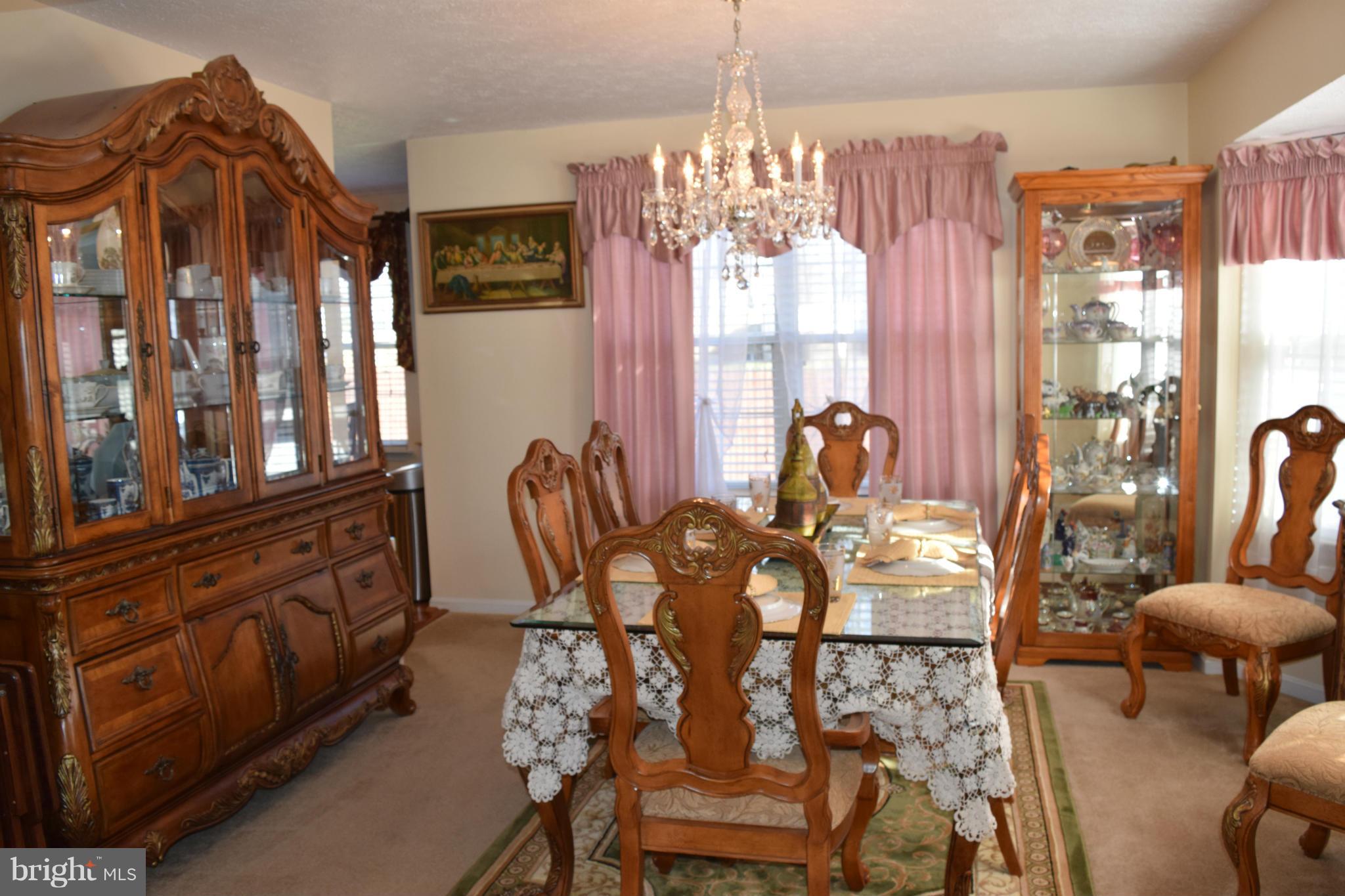 THE PROVINCES - Residential