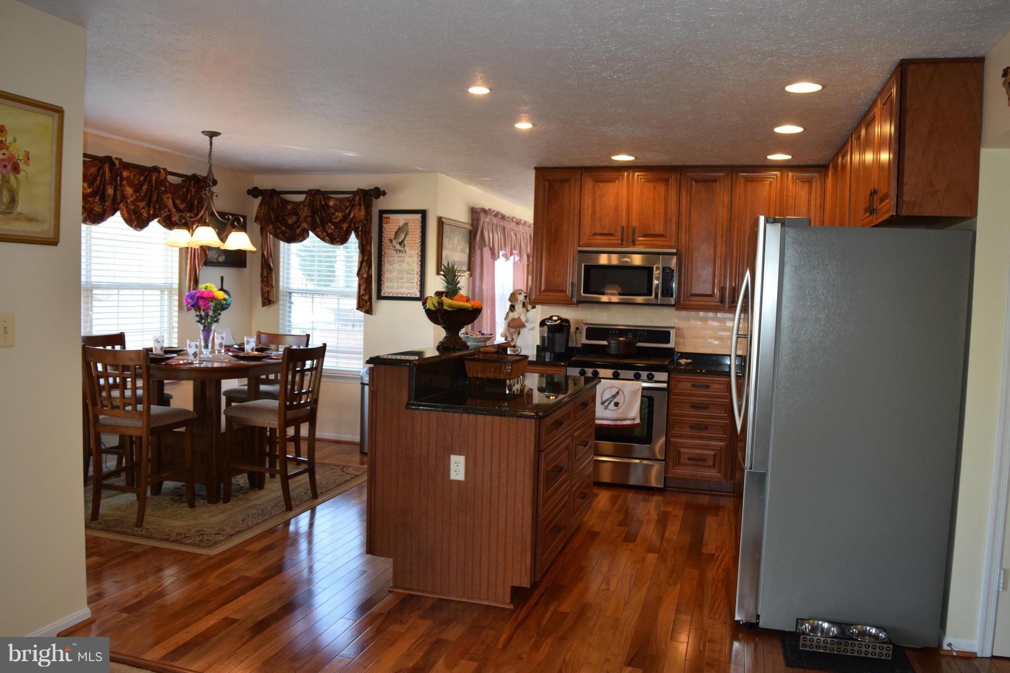 THE PROVINCES - Residential