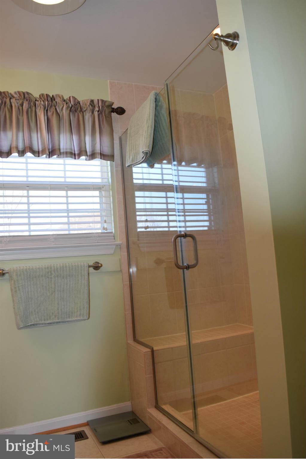 THE PROVINCES - Residential