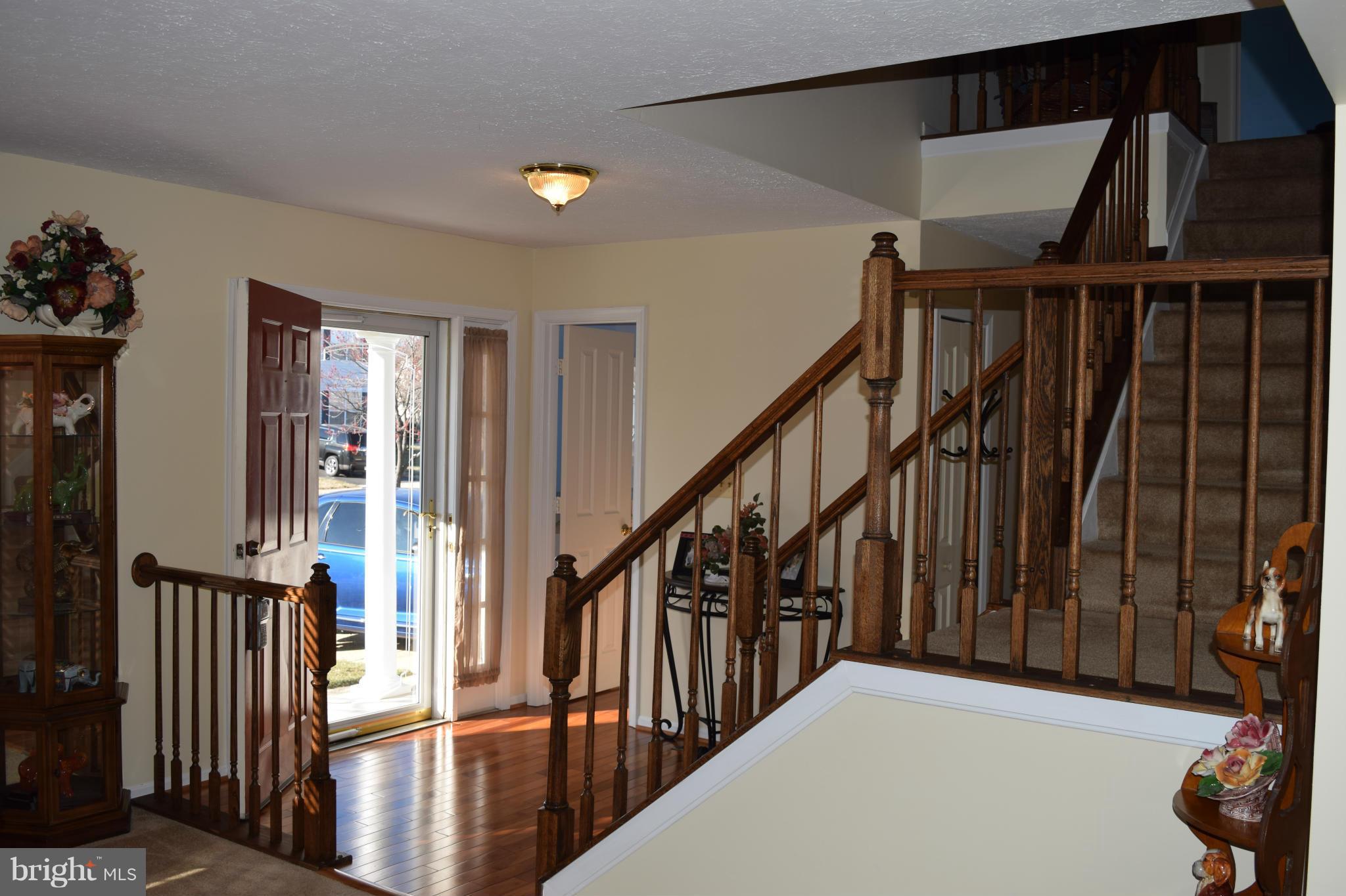 THE PROVINCES - Residential