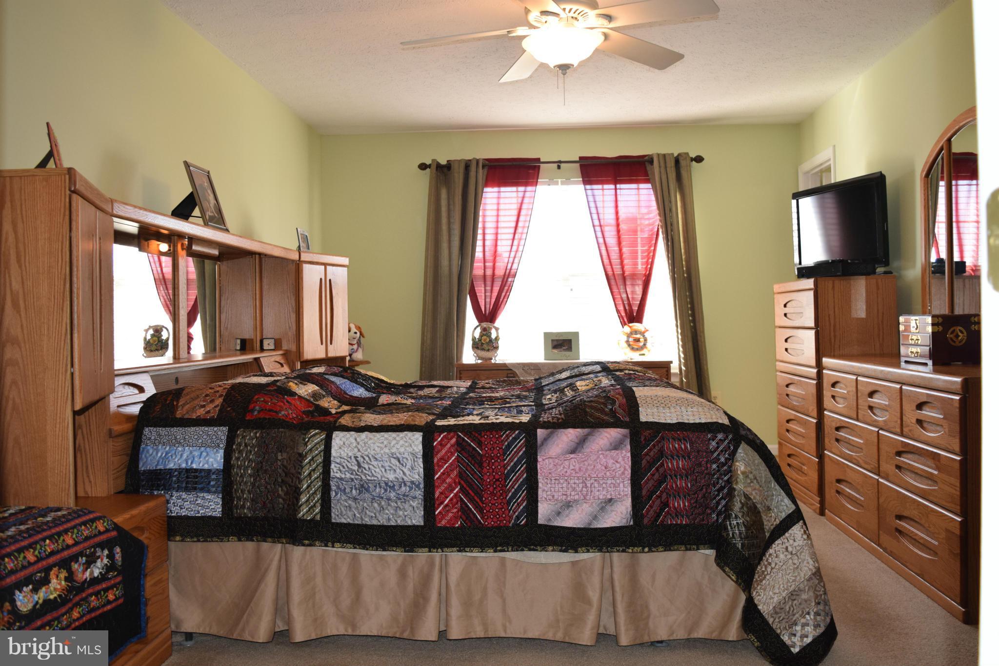 THE PROVINCES - Residential