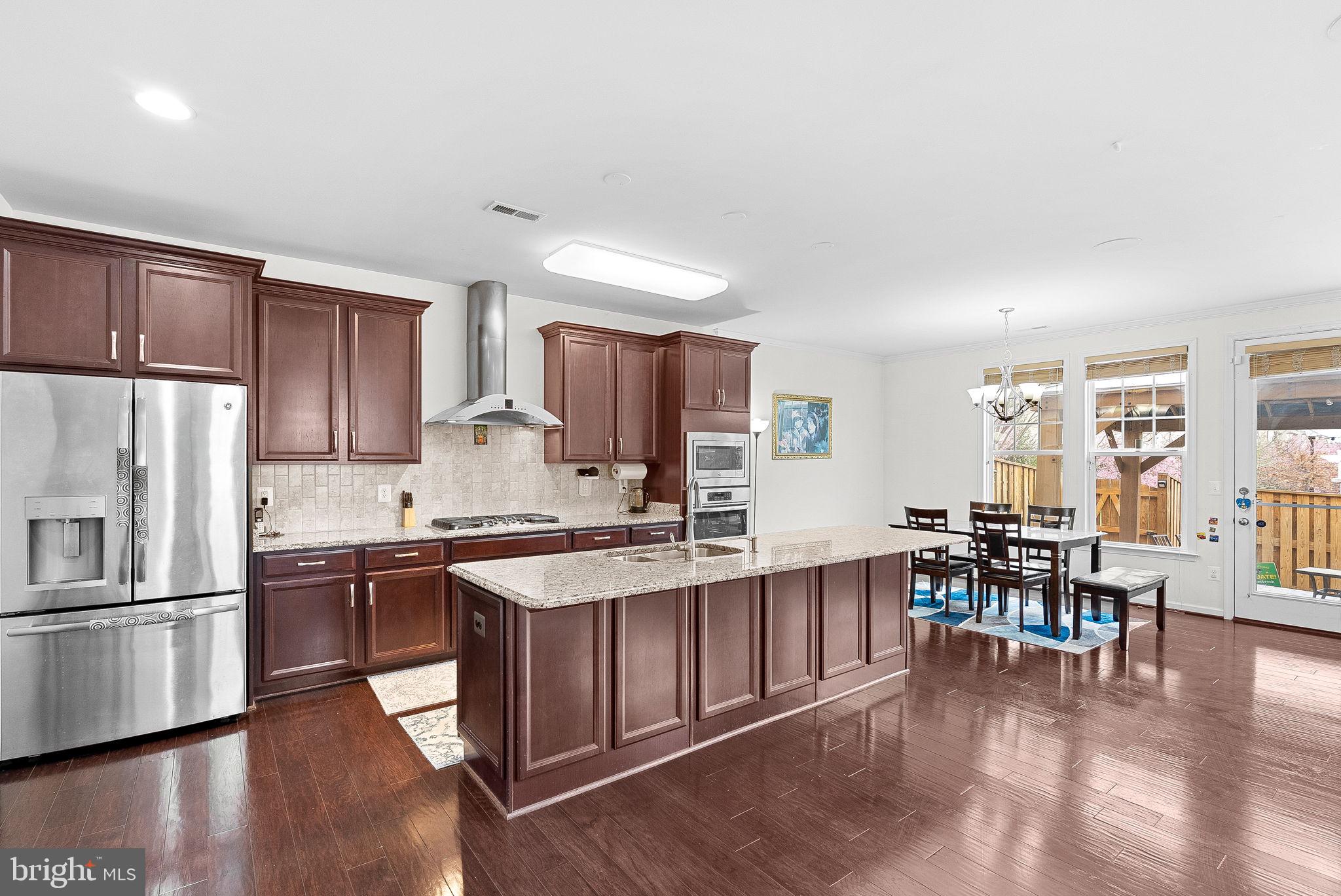 BRAMBLETON LANDBAY 3 - Residential Lease