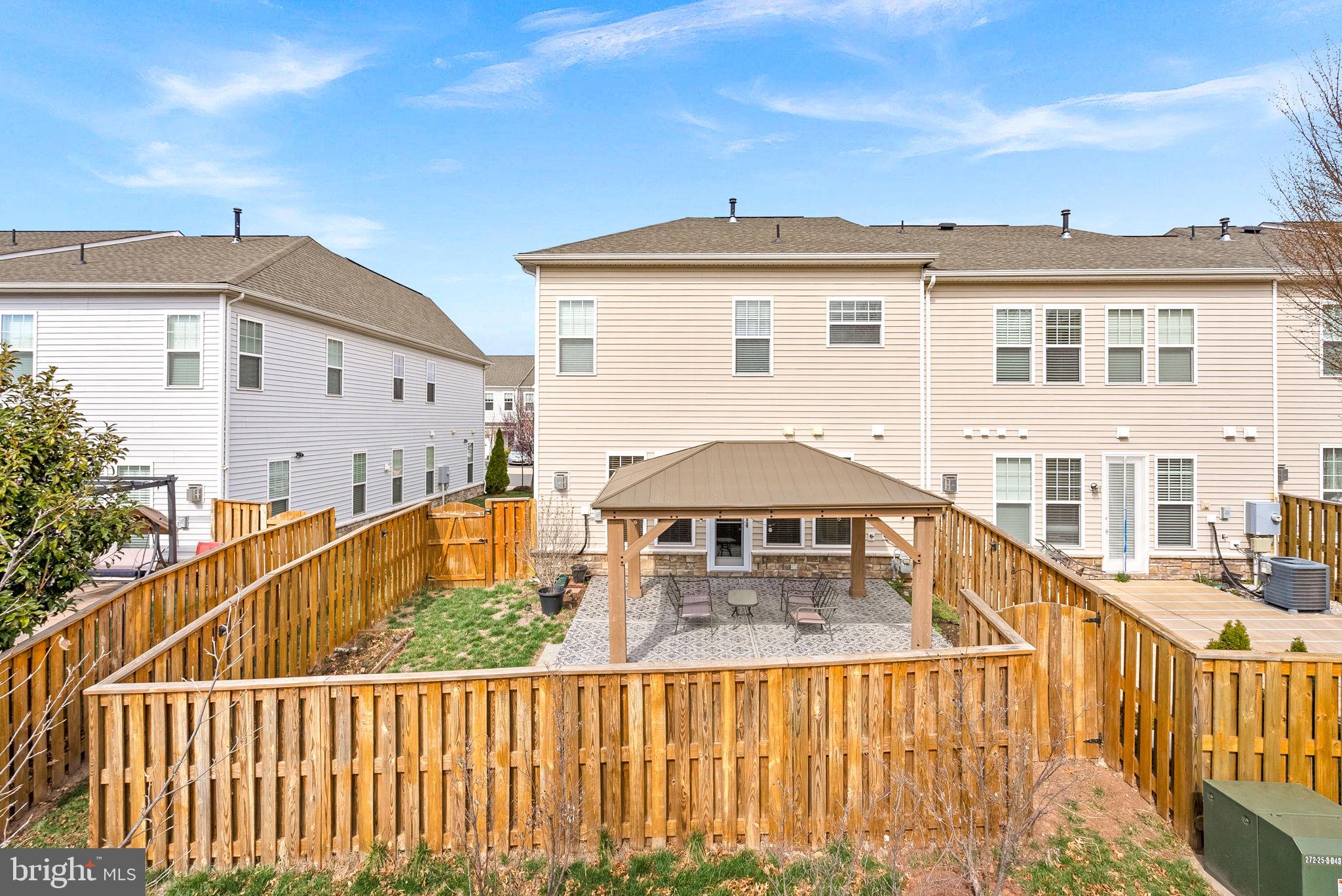 BRAMBLETON LANDBAY 3 - Residential Lease