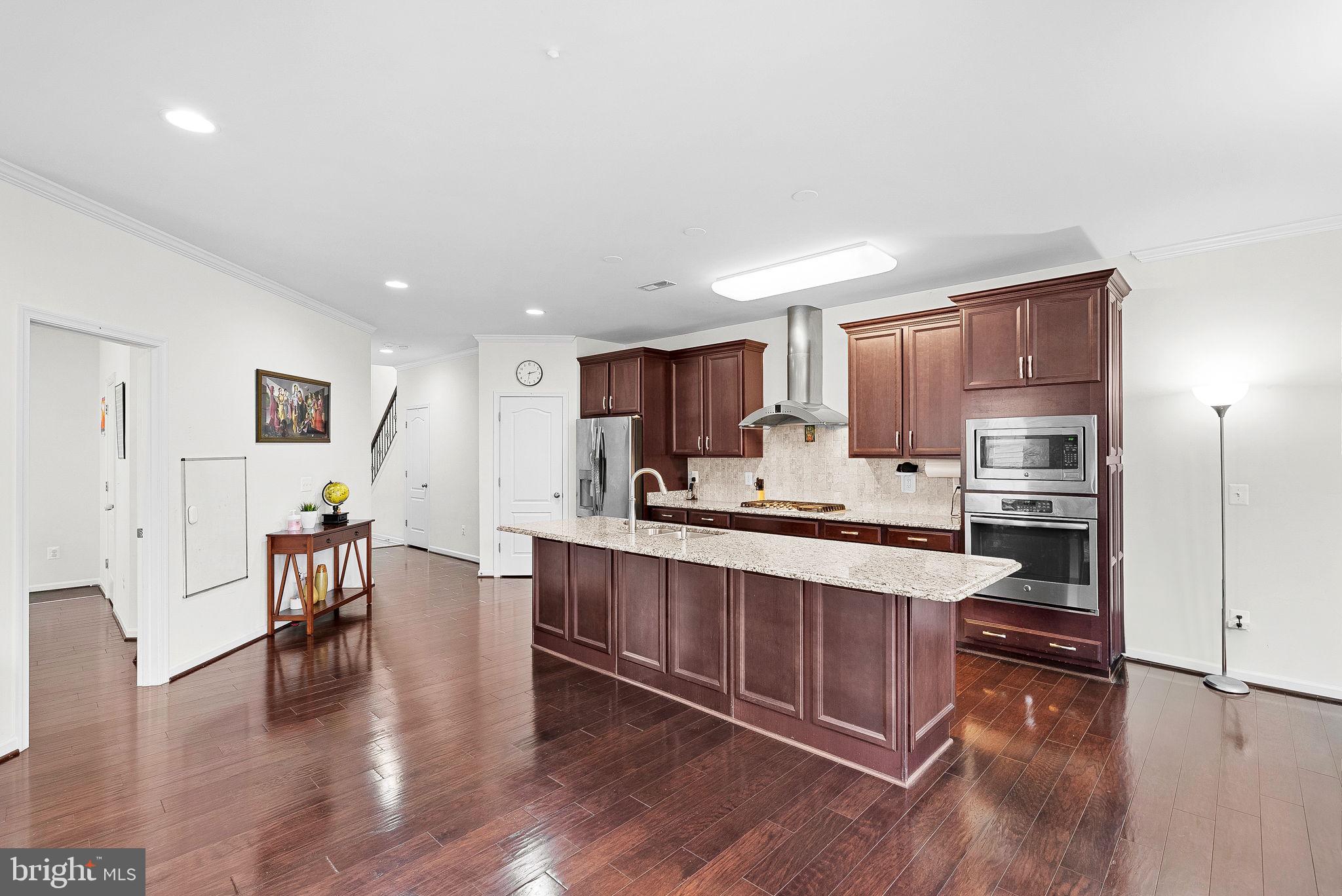 BRAMBLETON LANDBAY 3 - Residential Lease