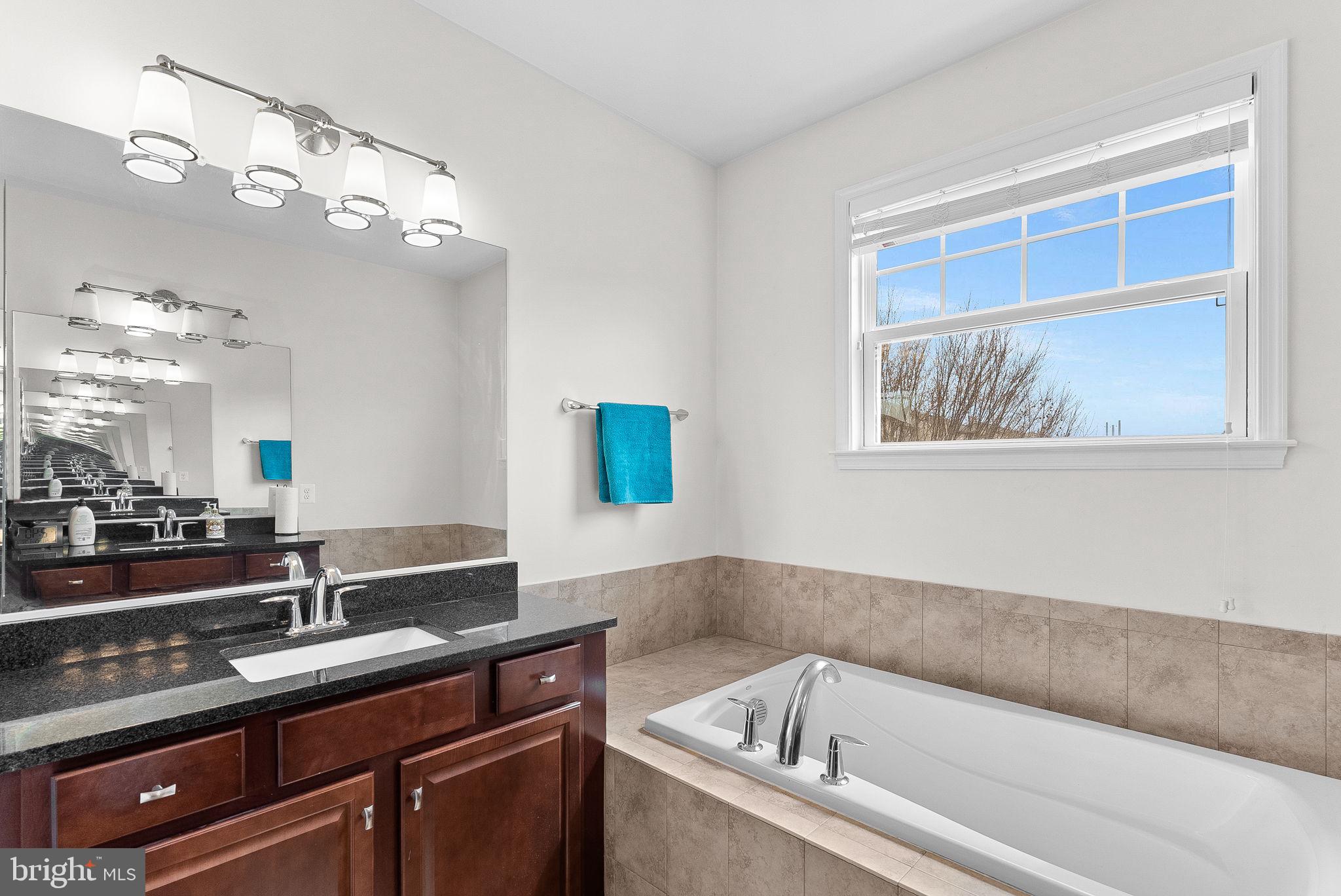 BRAMBLETON LANDBAY 3 - Residential Lease