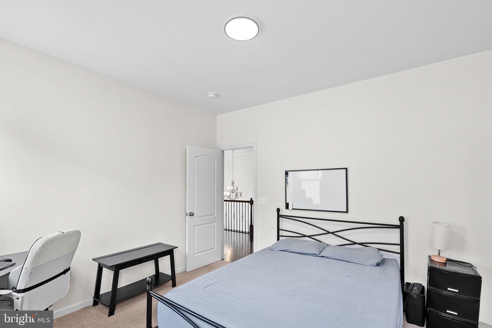 BRAMBLETON LANDBAY 3 - Residential Lease