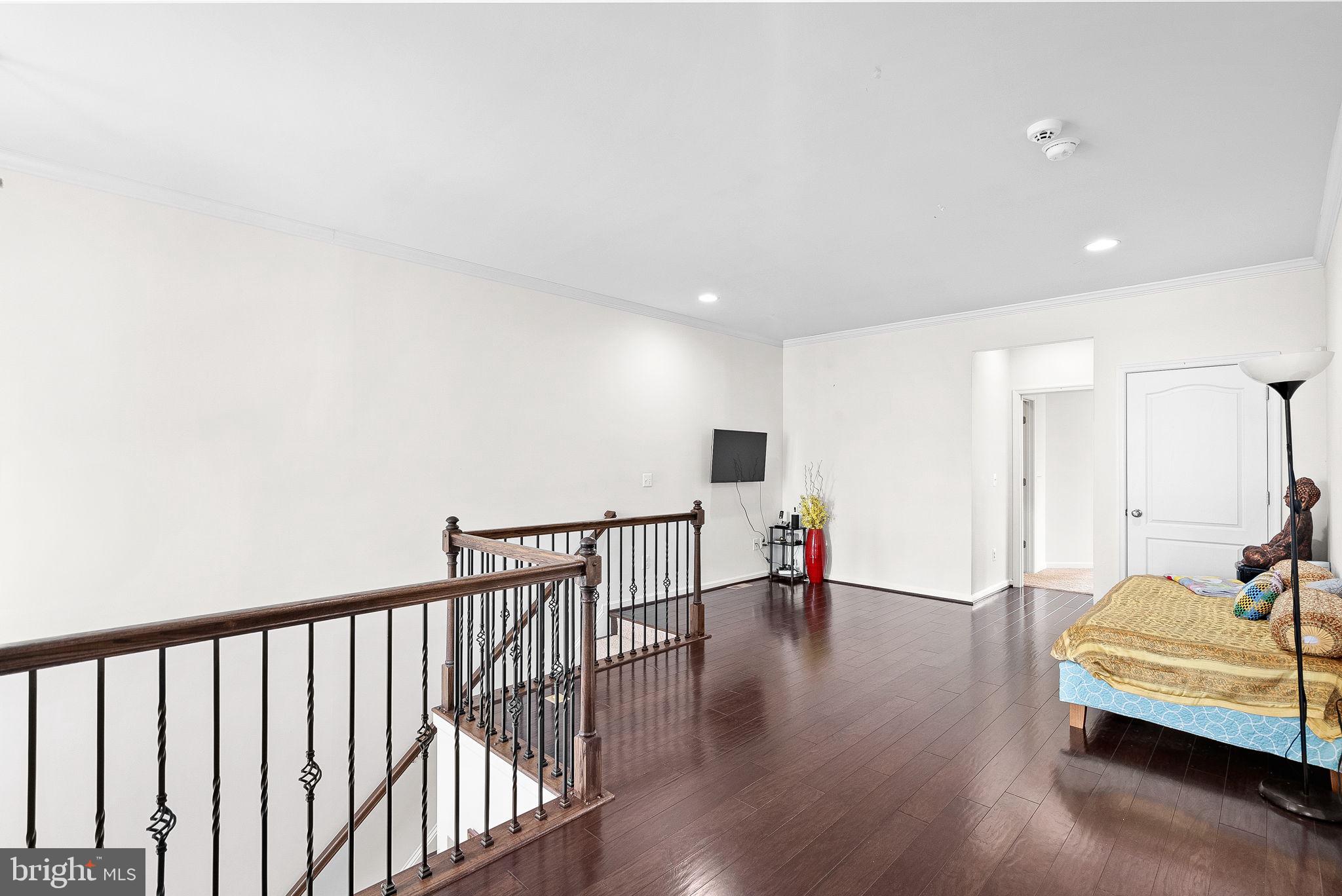 BRAMBLETON LANDBAY 3 - Residential Lease