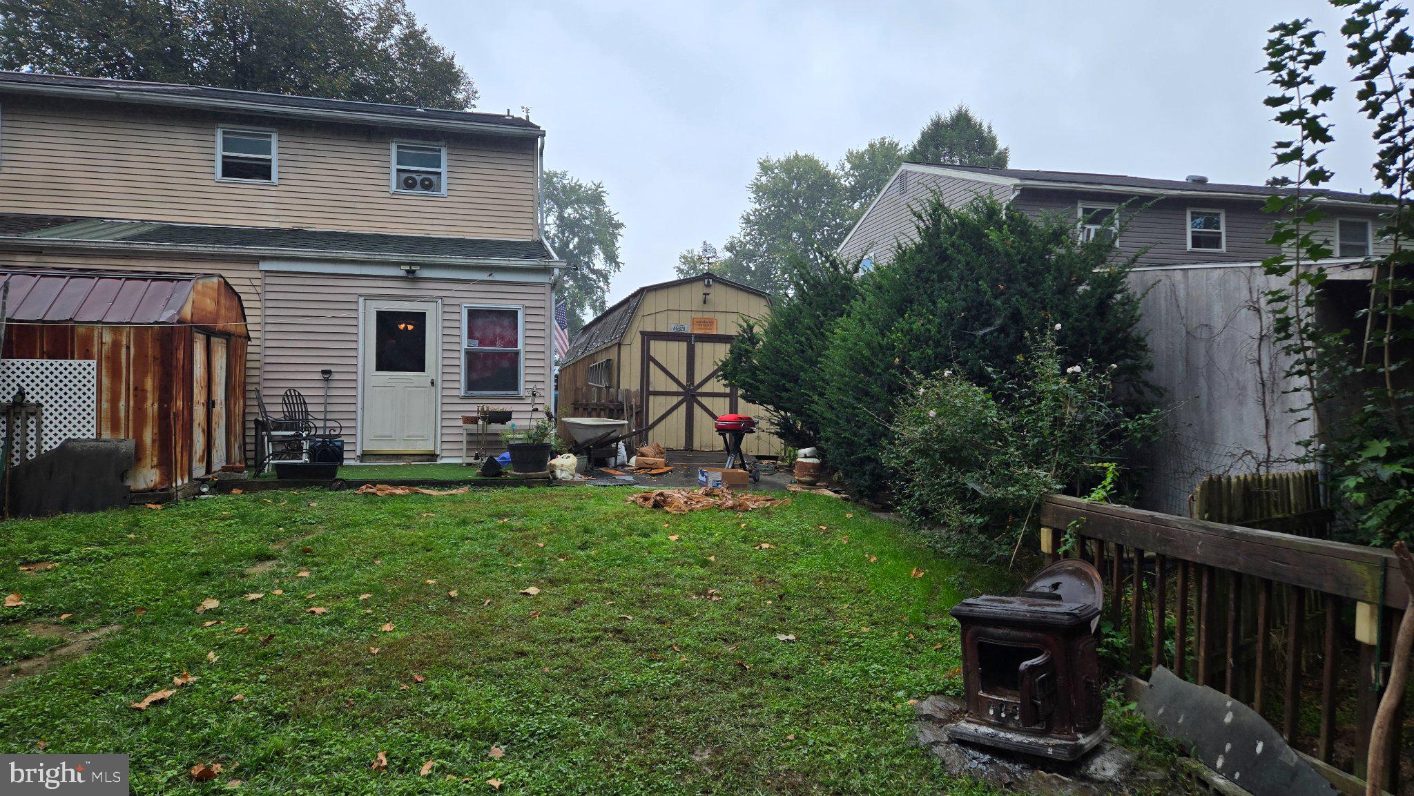 530 CREEKSIDE LANE