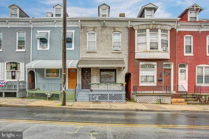 Welcome to 1714 Perkiomen Ave! This delightful rowhome boasts 3 spacious bedrooms and 1 well-appointed bathroom. As you step inside, you'll be greeted by a charming living room, a cozy dining room, and a bright, inviting kitchen on the main level. Upstairs, discover three generously sized bedrooms. Additionally, there is a tenant in place with a month-to-month lease, paying $1400 a month. Don't miss the opportunity to make this beautiful home yours—schedule a showing today!