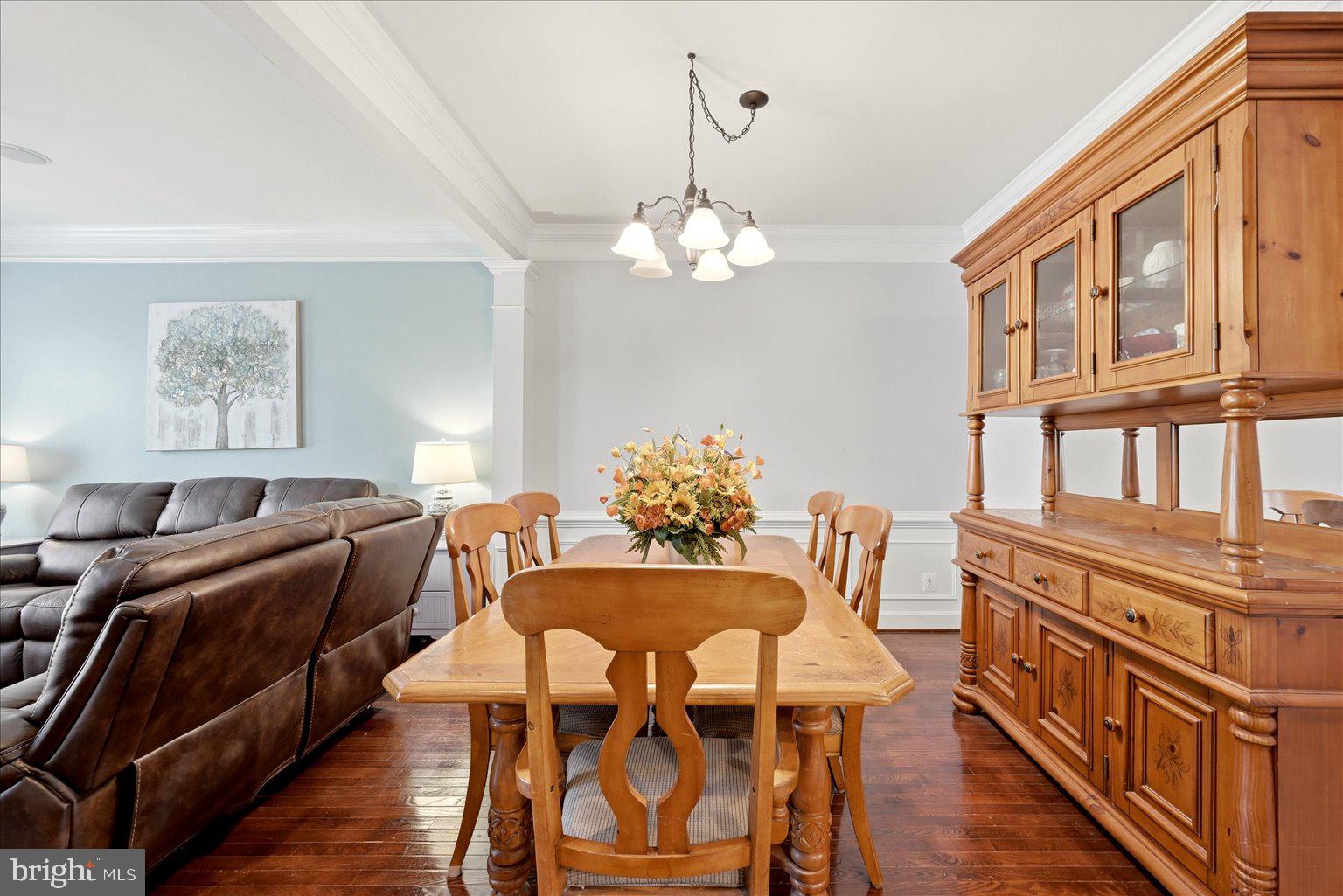 211 GREAT LAUREL SQUARE SE