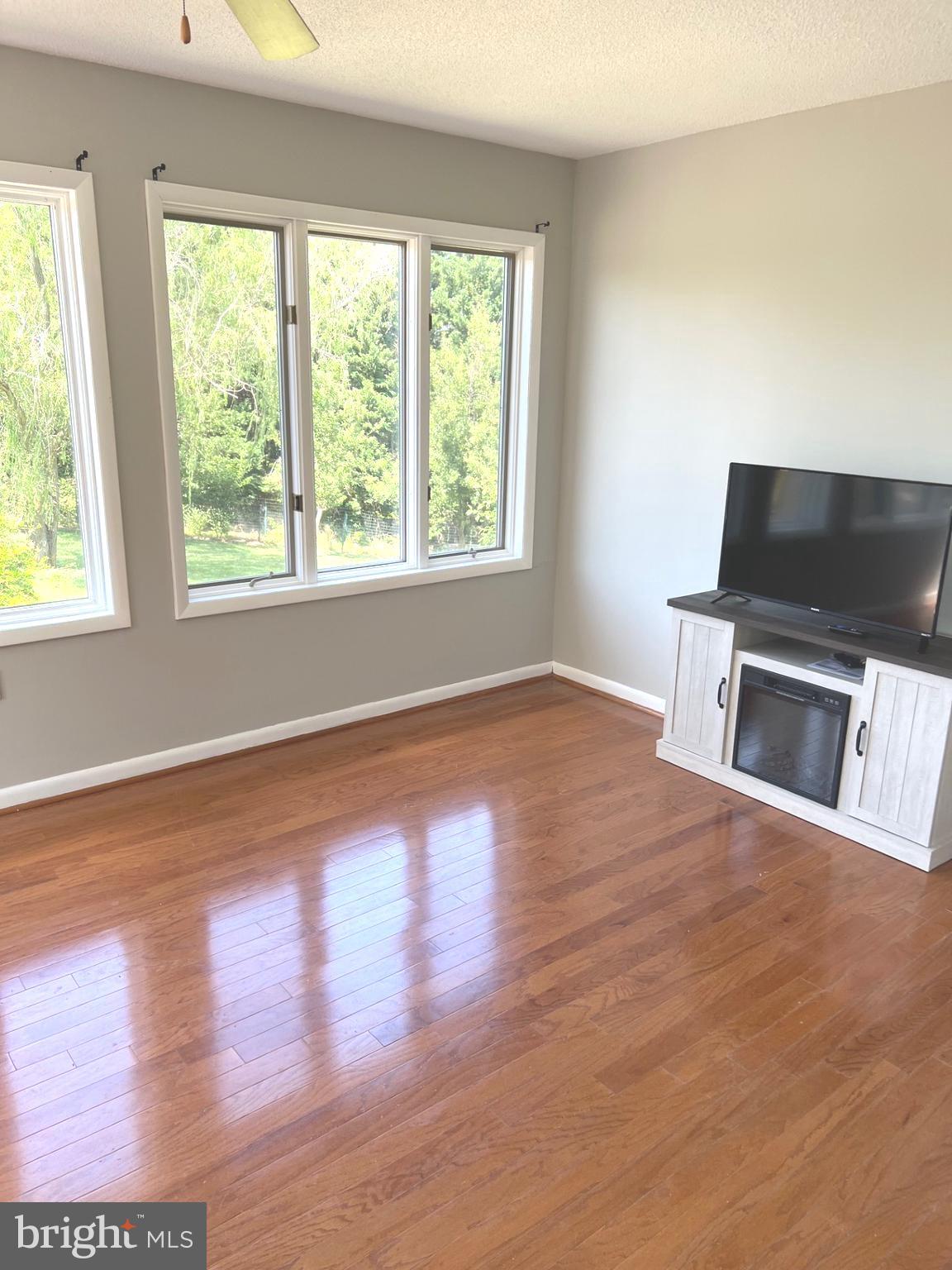 WINFIELD - Residential Lease