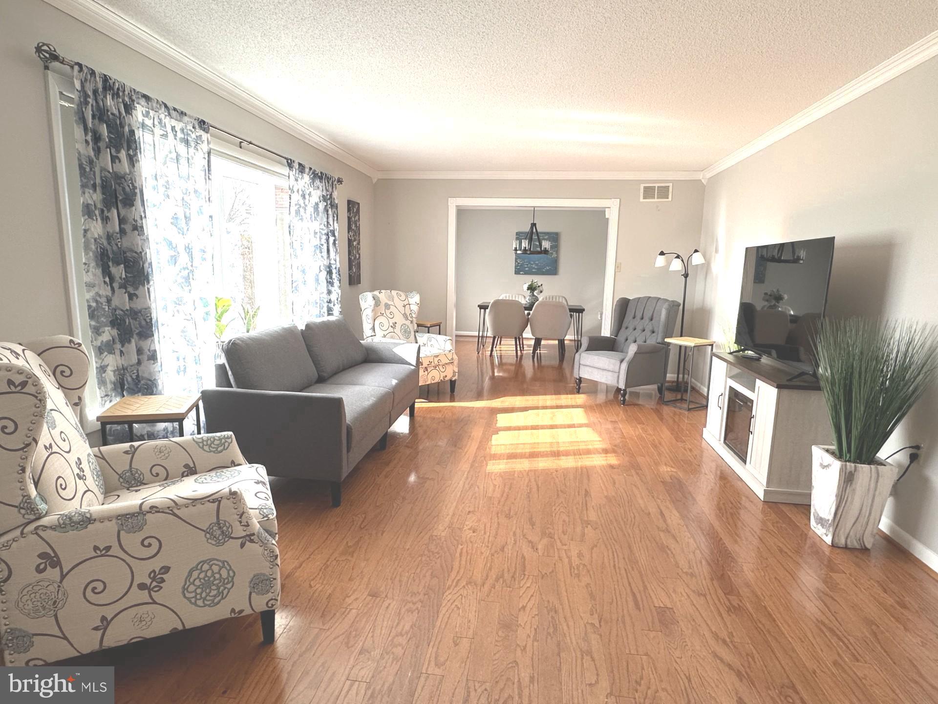 WINFIELD - Residential Lease