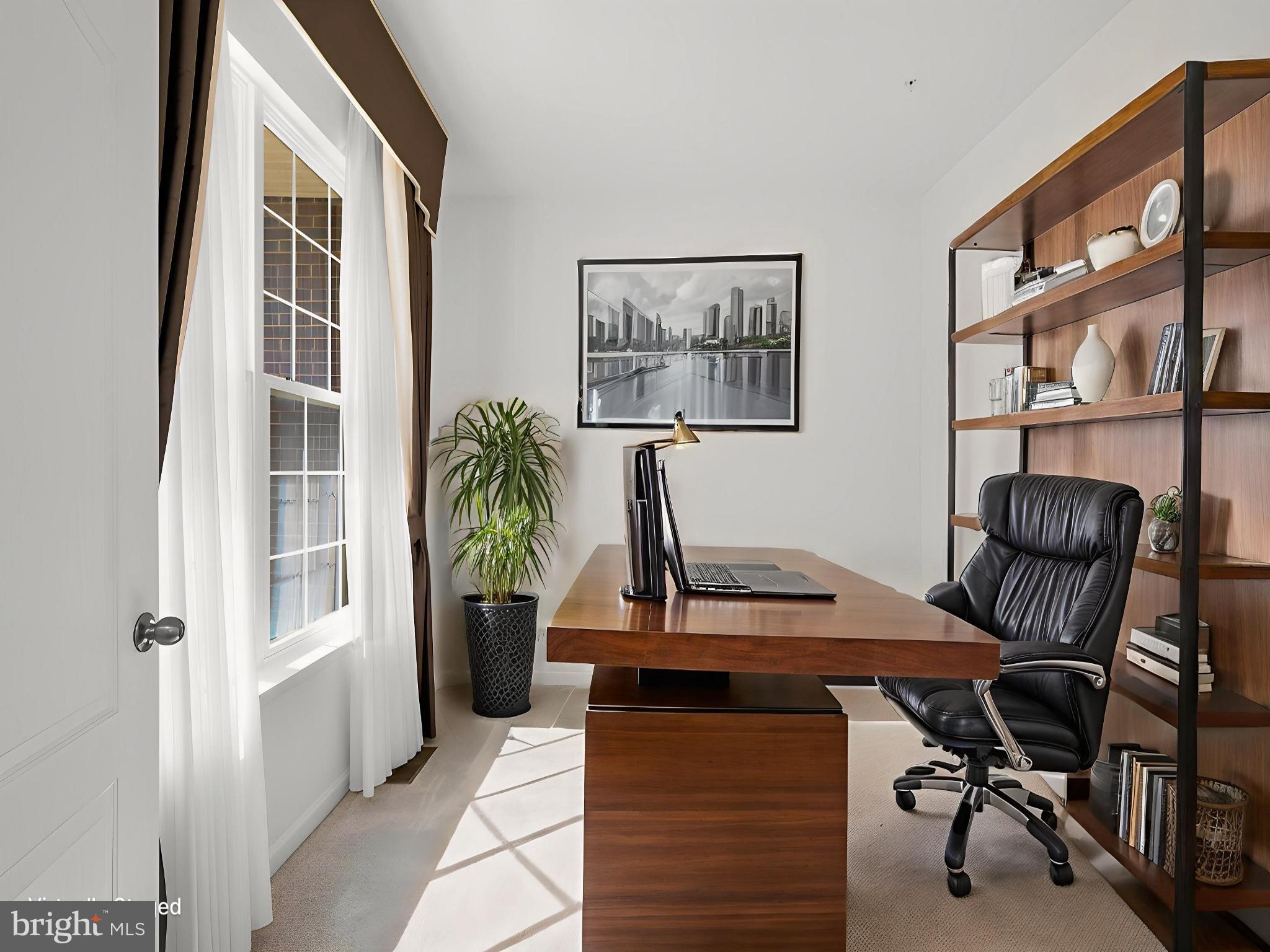 SUMMERWOOD - Residential