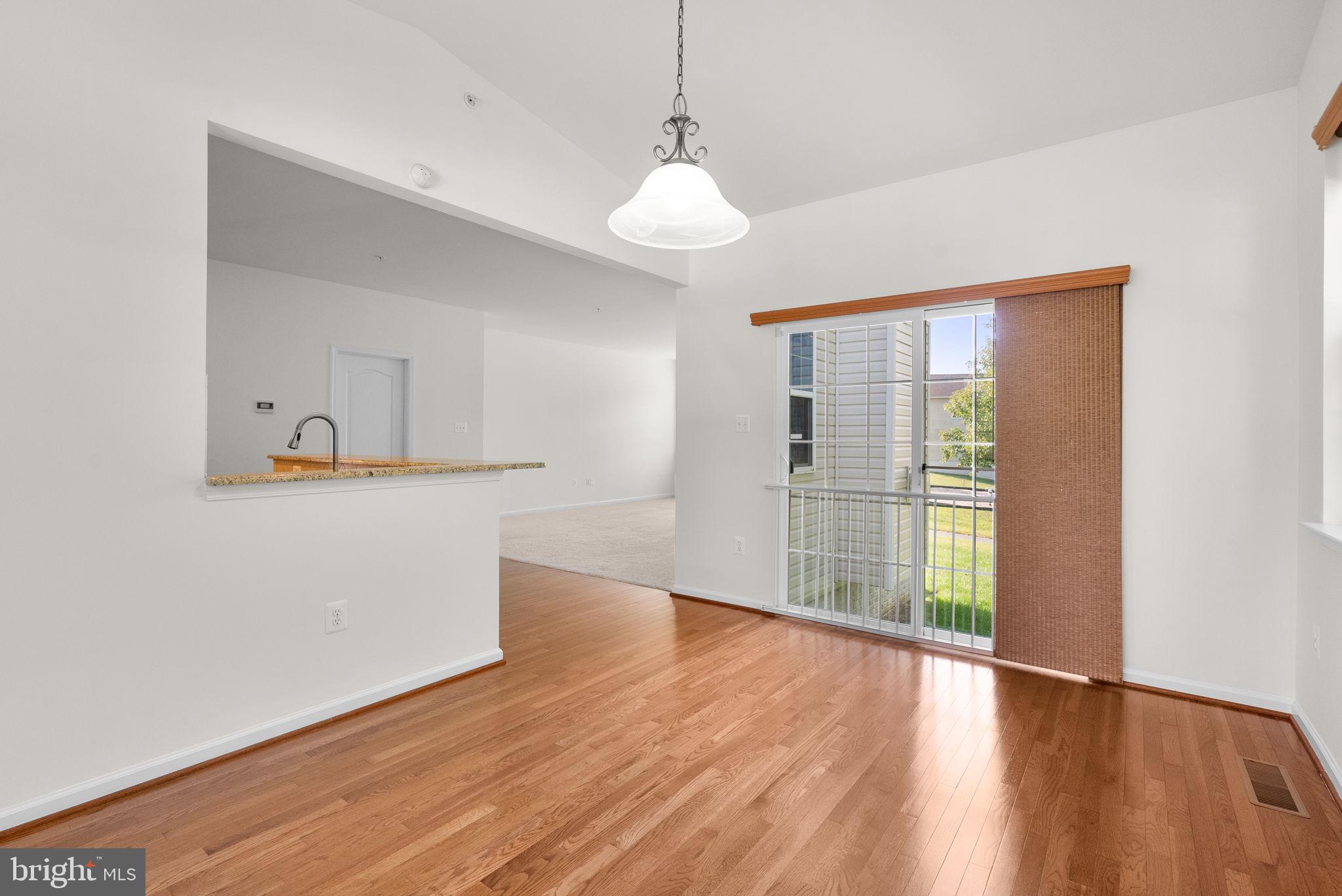 SUMMERWOOD - Residential