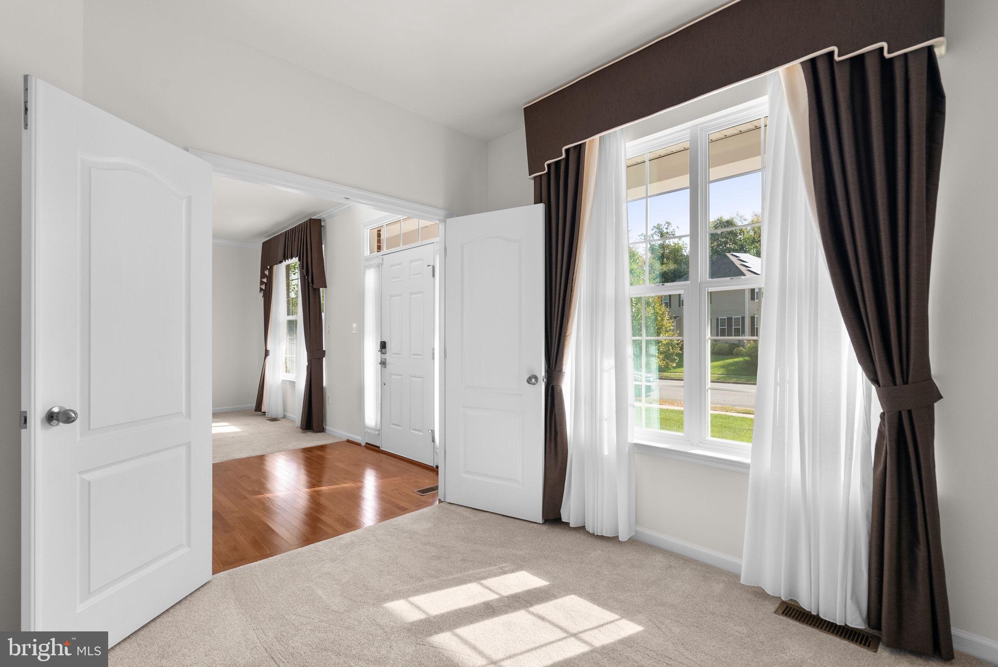 SUMMERWOOD - Residential