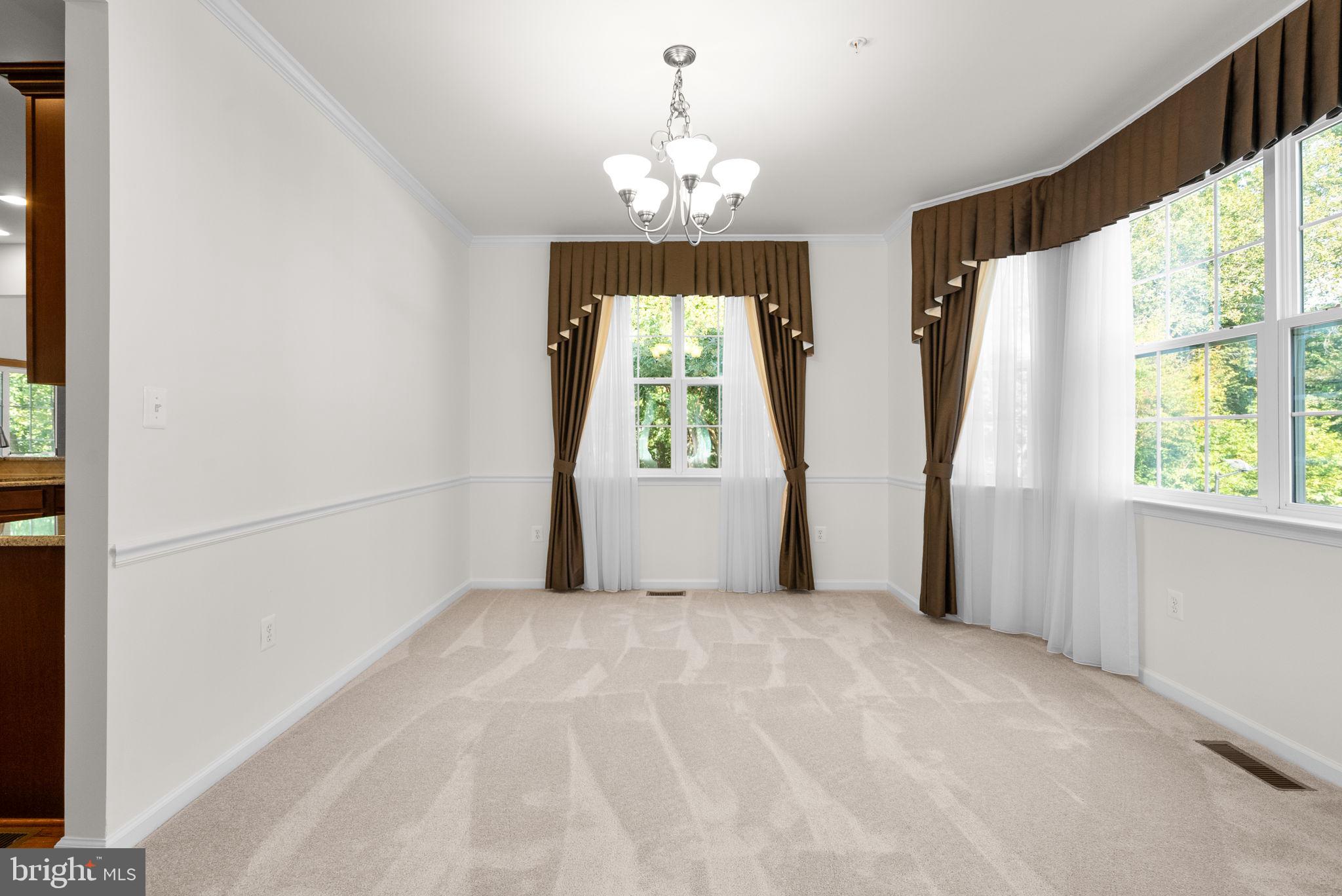 SUMMERWOOD - Residential