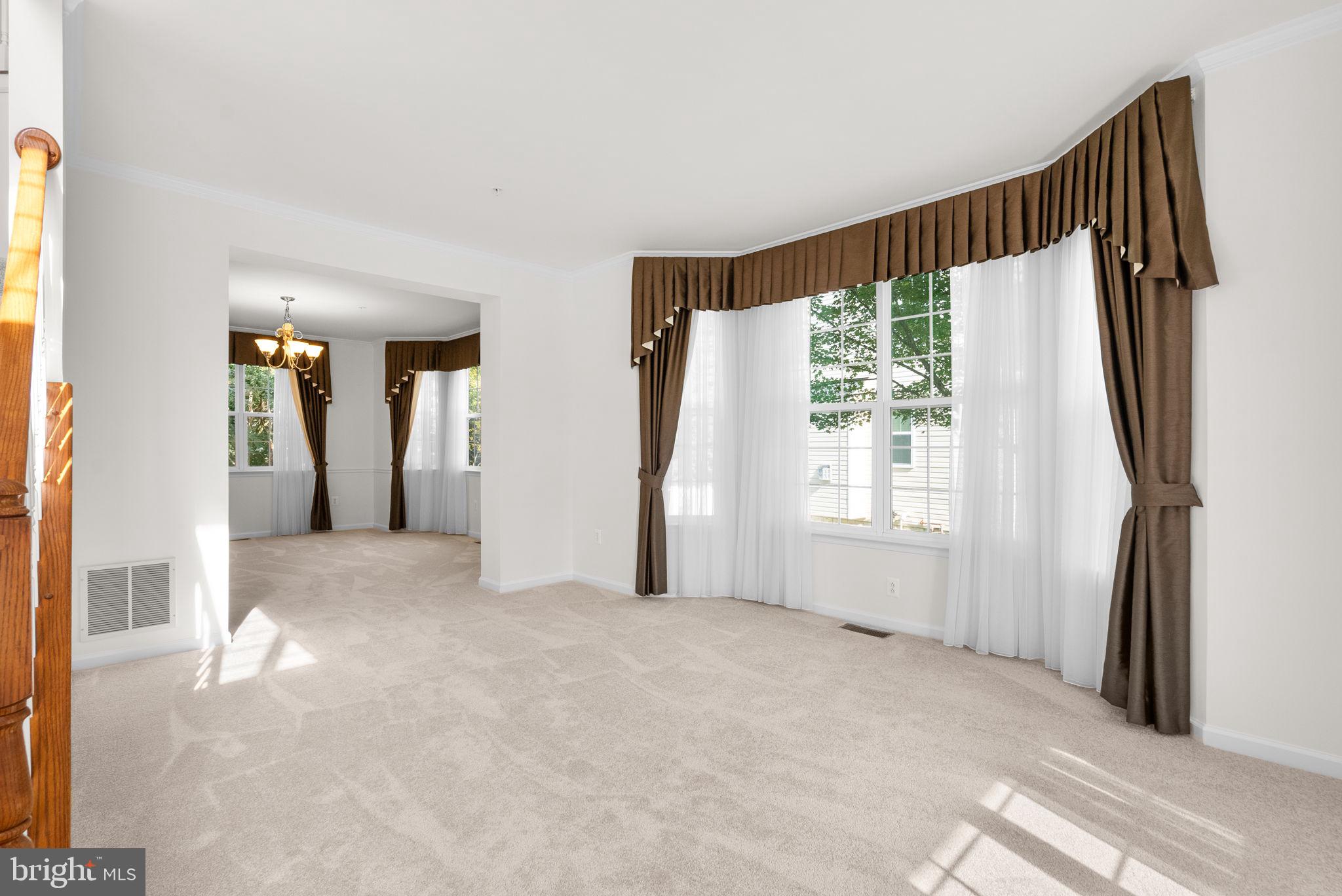 SUMMERWOOD - Residential